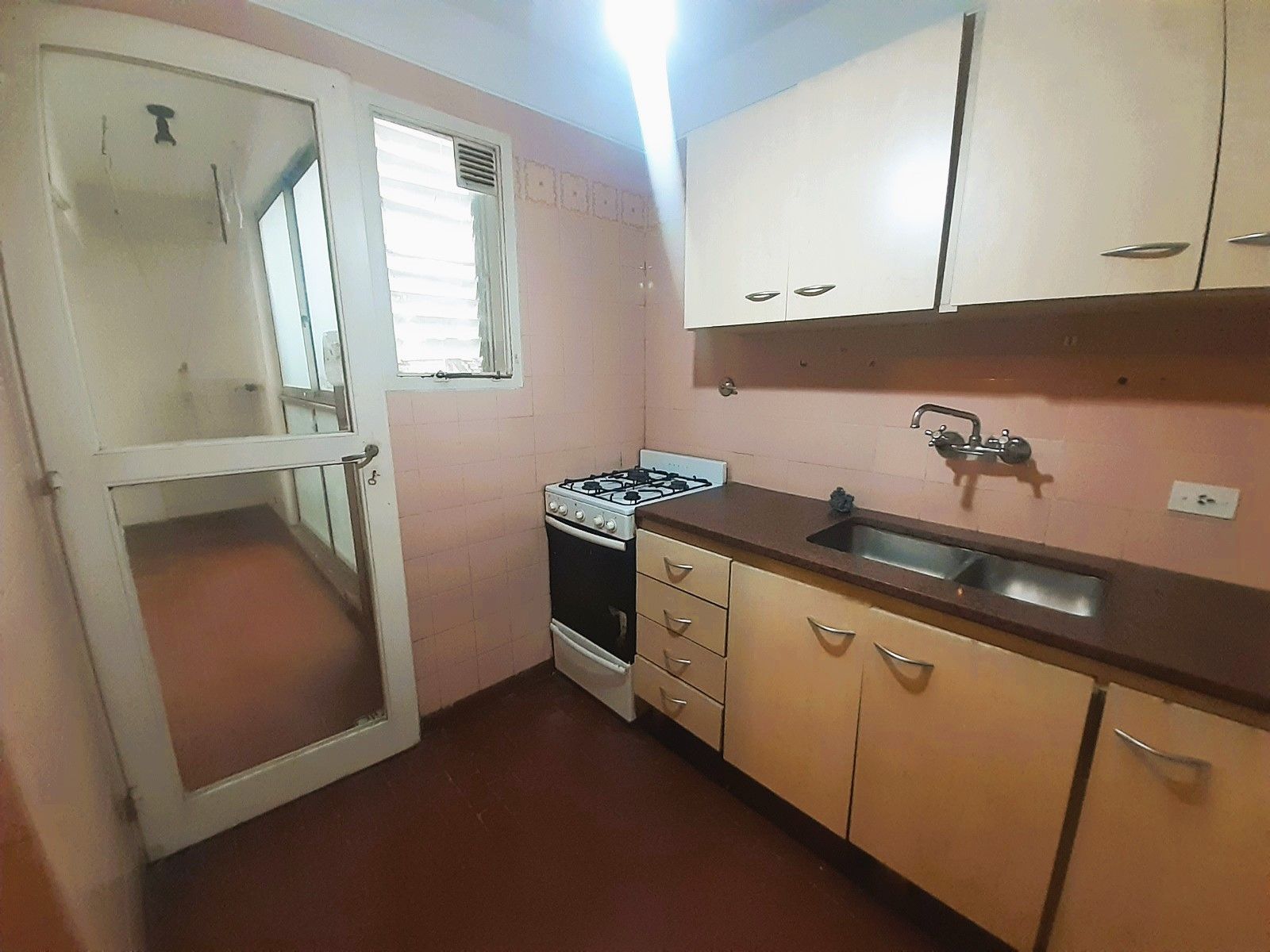 SE VENDE CÓMODO 2 AMBIENTES EN BELGRANO CON RENTA - 9