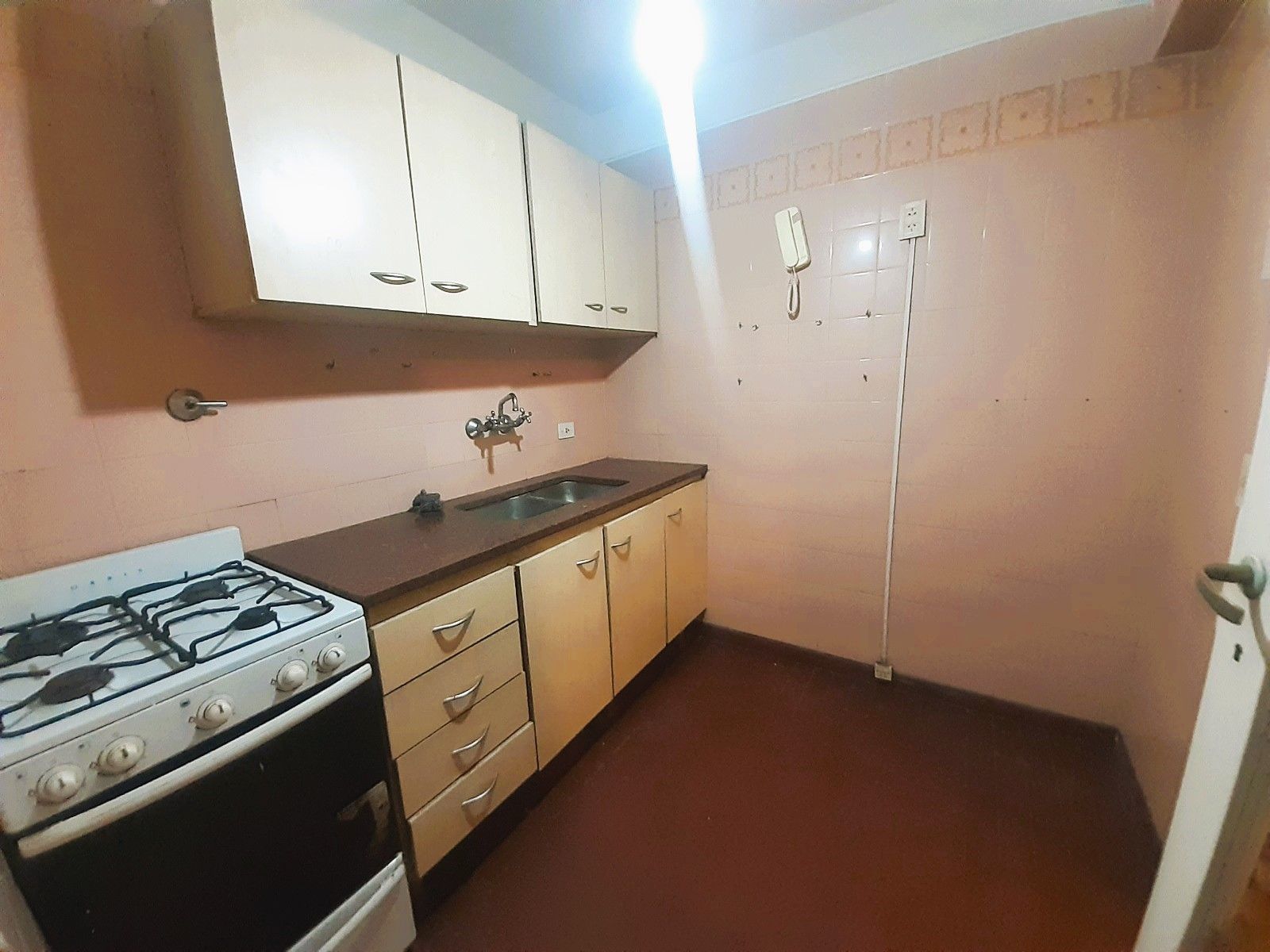 SE VENDE CÓMODO 2 AMBIENTES EN BELGRANO CON RENTA - 10