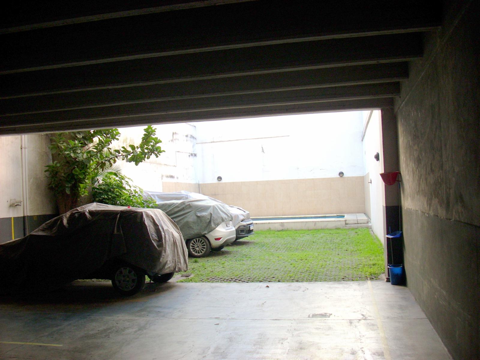 Venta de Cochera Fija descubierta para auto chico o mediano — foto 4