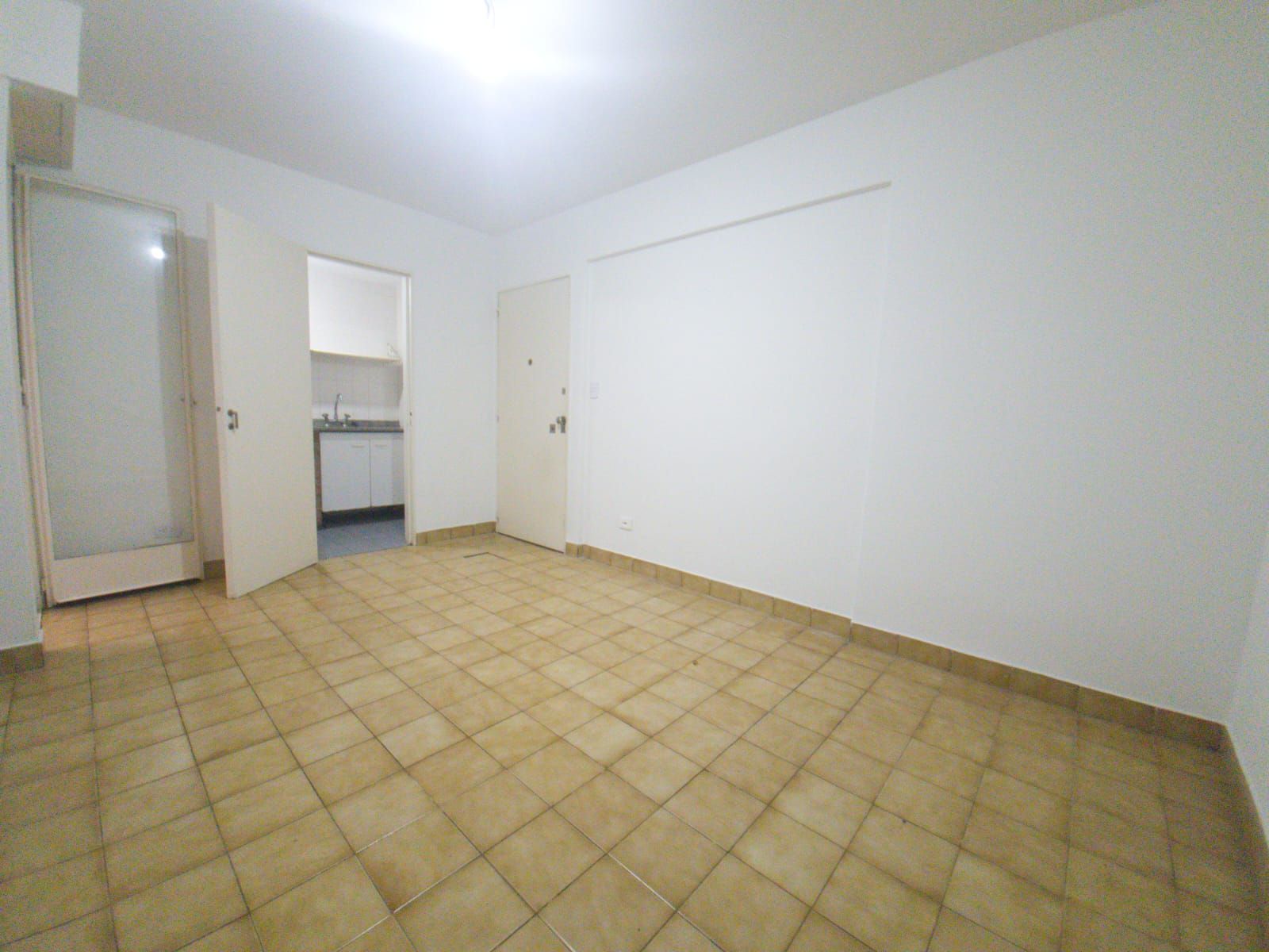 SE VENDE DEPARTAMENTO DOS AMBIENTES CON ESPACIO GUARDACOCHE — foto 4