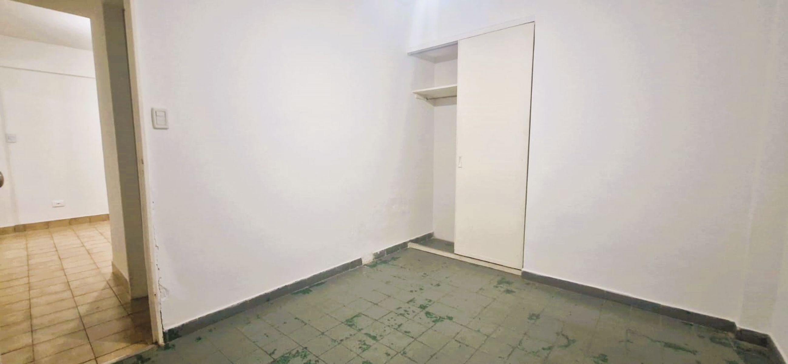 SE VENDE DEPARTAMENTO DOS AMBIENTES CON ESPACIO GUARDACOCHE — foto 10