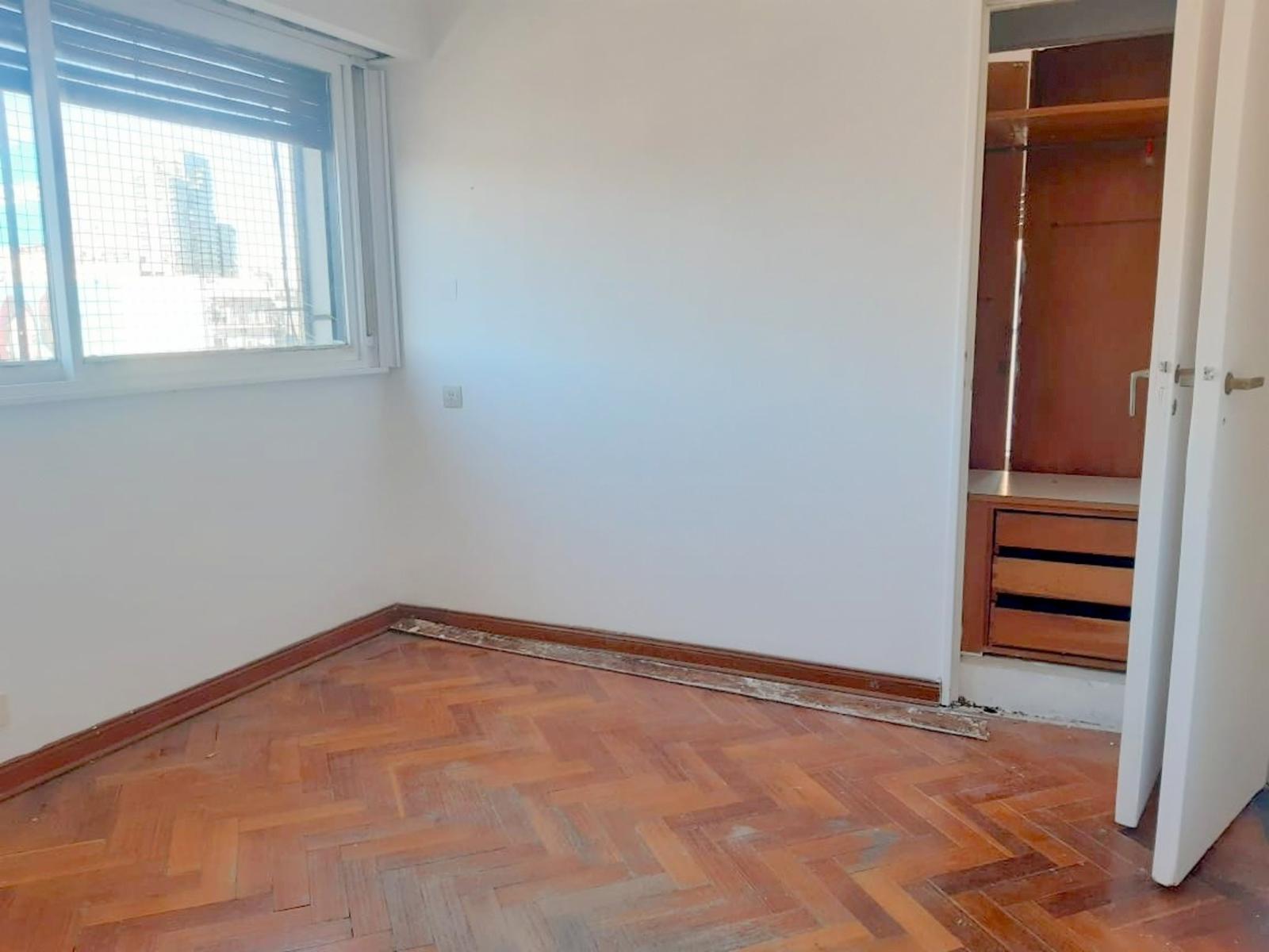 DEPARTAMENTO DE 4 AMBIENTES CON DEPENDENCIA EN PISO 13 - 14