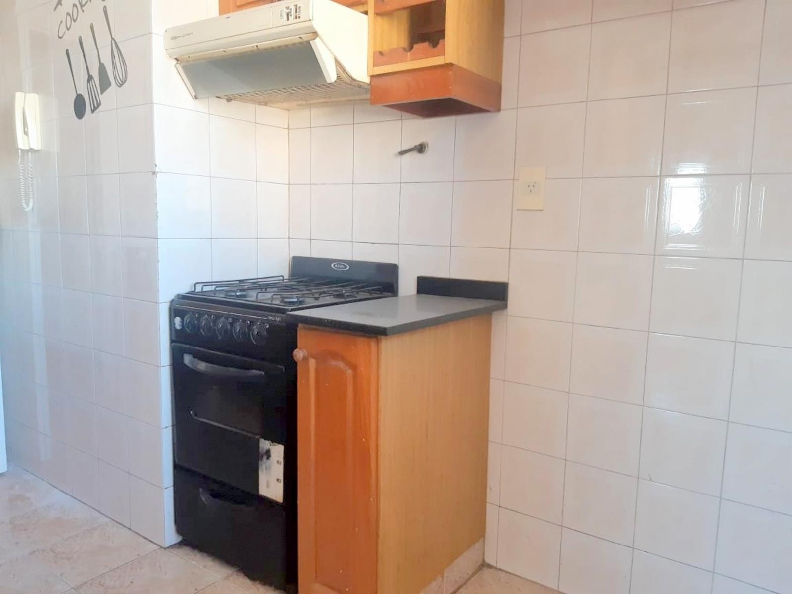 DEPARTAMENTO DE 4 AMBIENTES CON DEPENDENCIA EN PISO 13 - 17