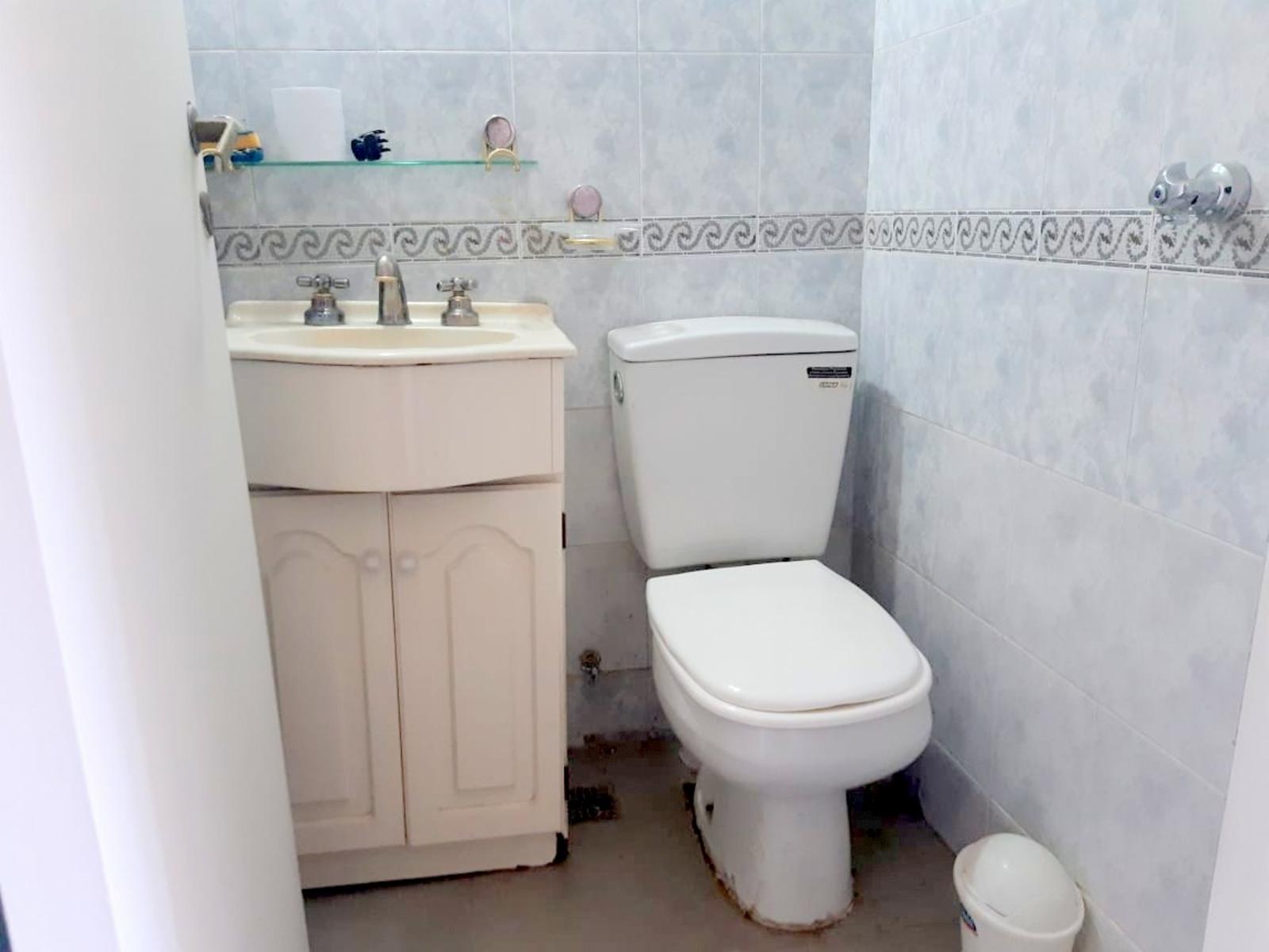 DEPARTAMENTO DE 4 AMBIENTES CON DEPENDENCIA EN PISO 13 - 23