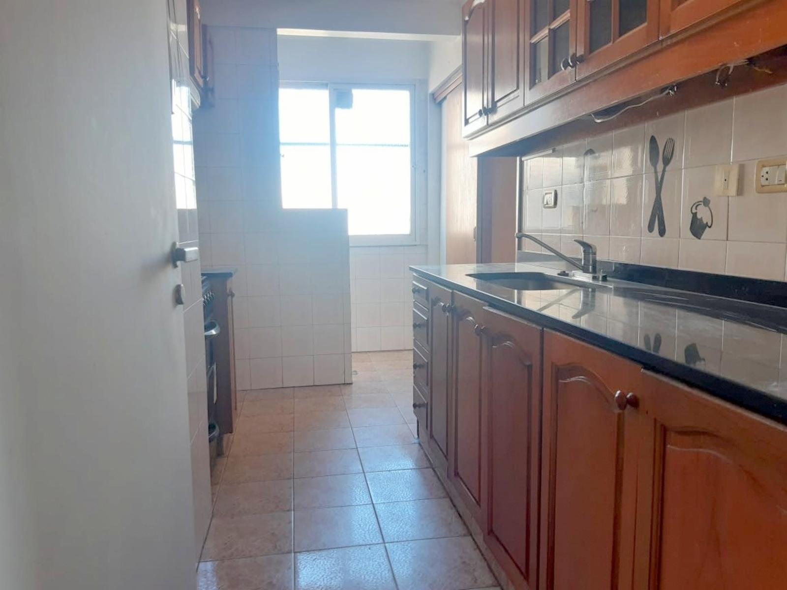DEPARTAMENTO DE 4 AMBIENTES CON DEPENDENCIA EN PISO 13 - 28
