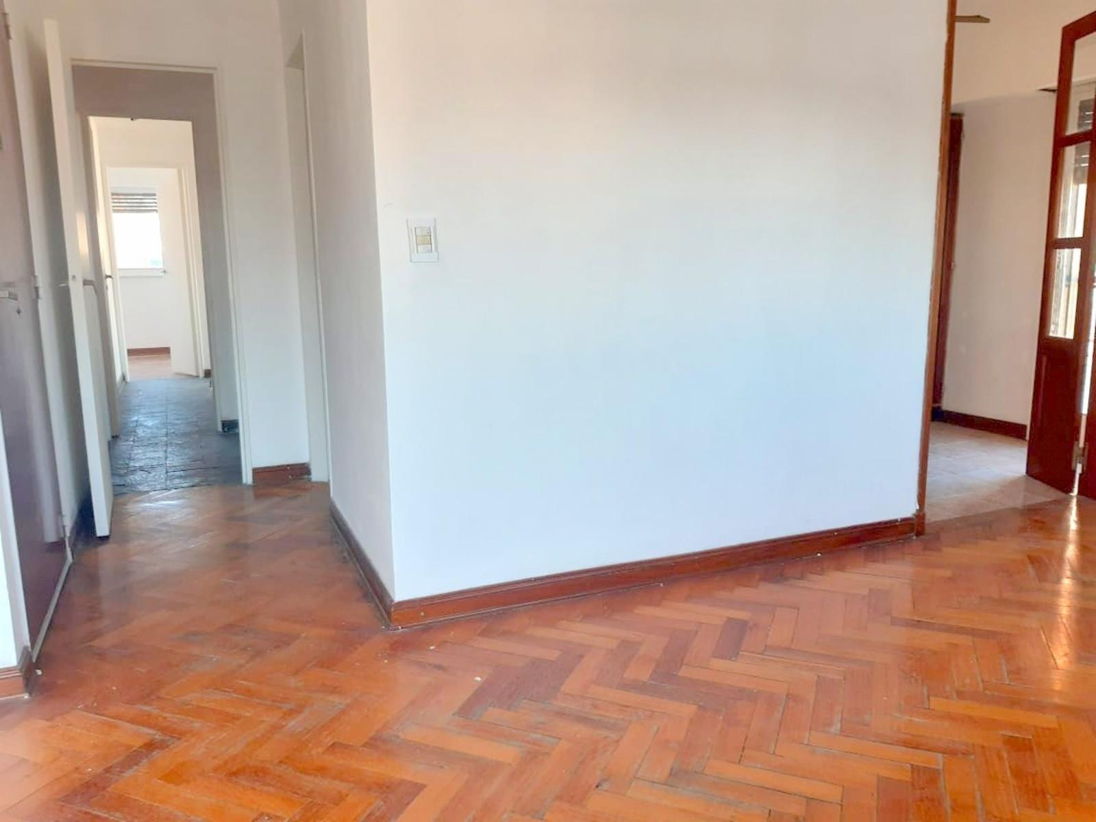 DEPARTAMENTO DE 4 AMBIENTES CON DEPENDENCIA EN PISO 13 - 29