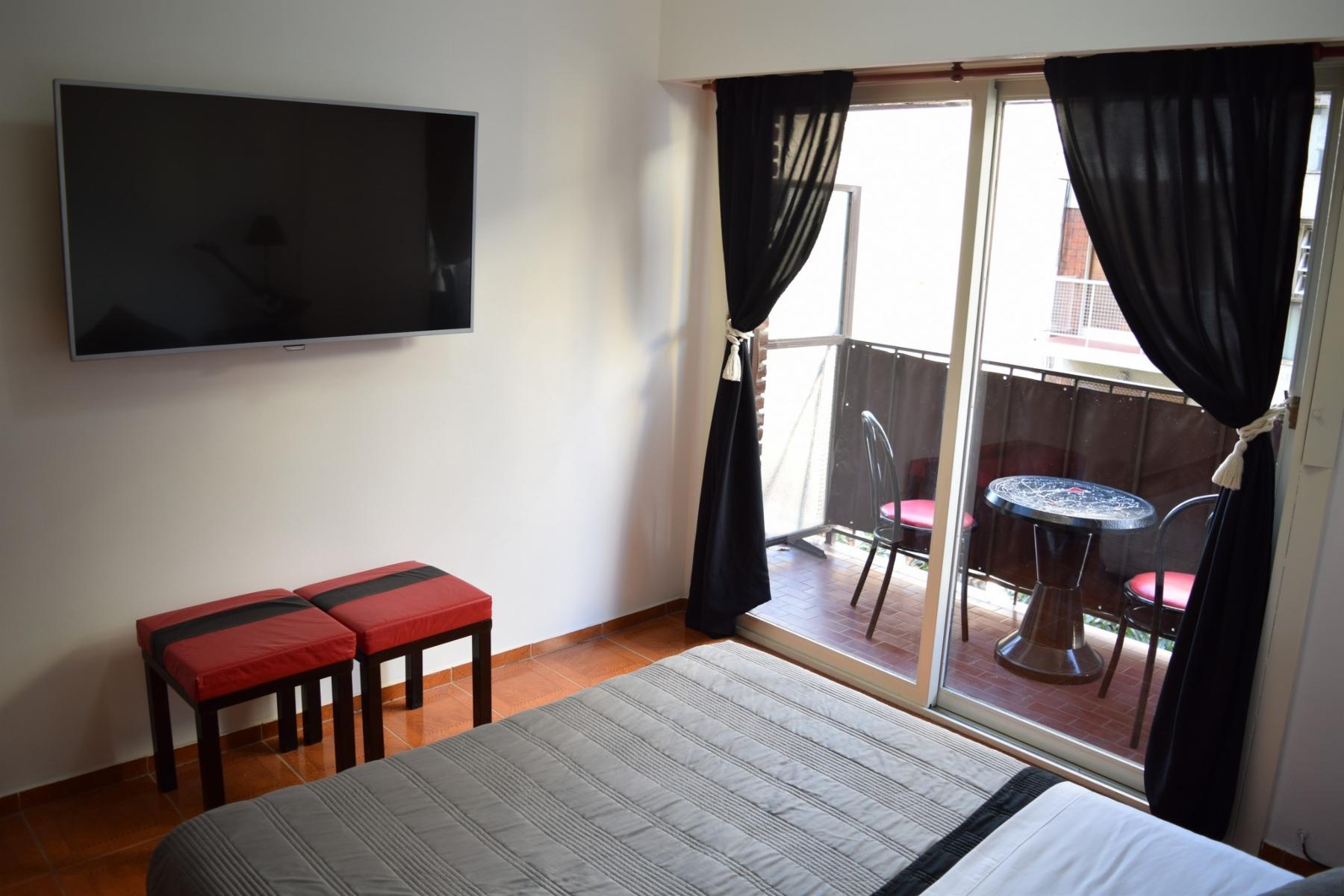 PRECIOSO MONOAMBIENTE CON BALCON LISTO PARA AIRBNB
