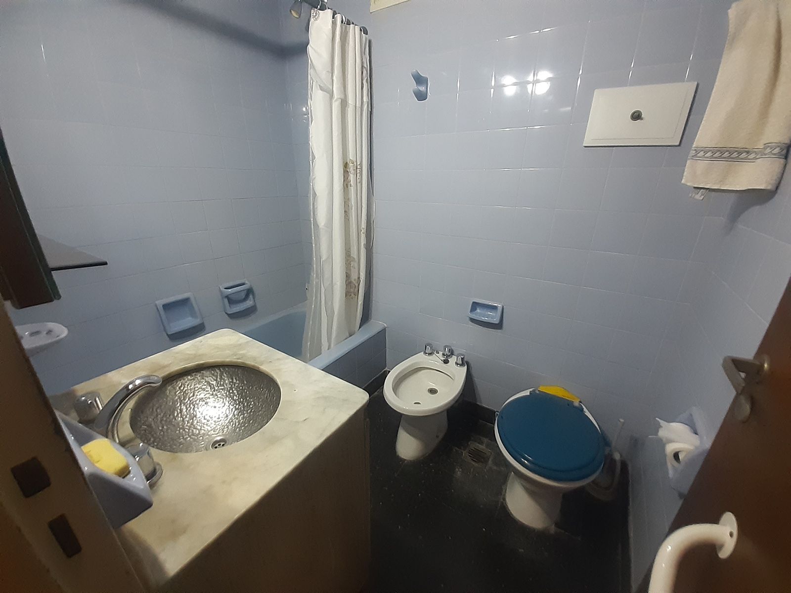 Luminoso departamento 3 ambientes con dependencia de época en Acassuso — foto 9