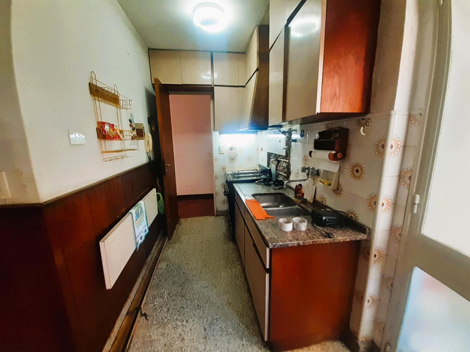 Luminoso departamento 3 ambientes con dependencia de época en Acassuso — foto 13