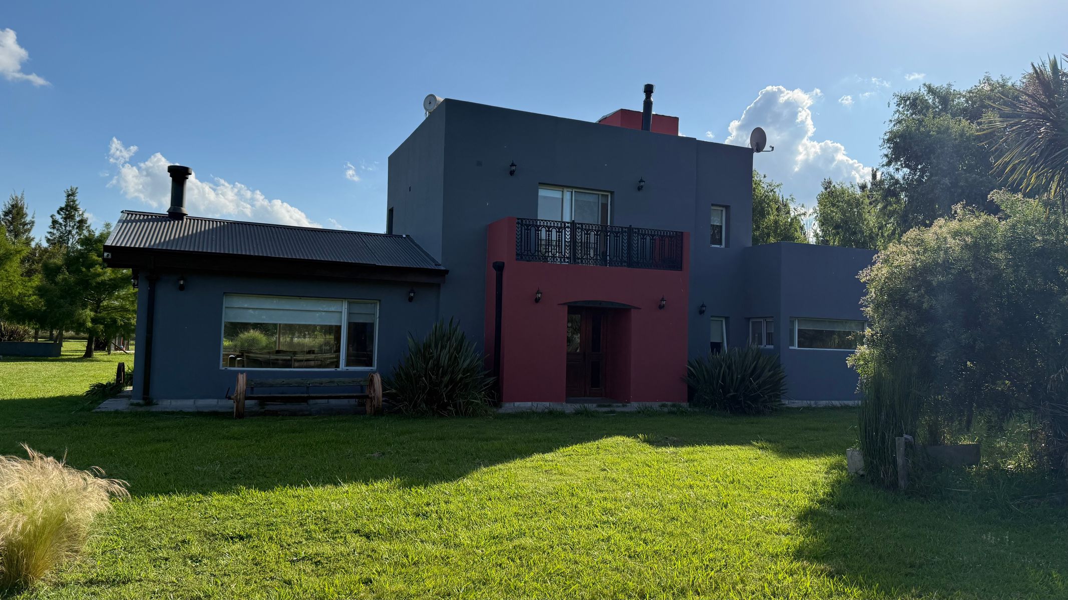 Excepcional vivienda en BARRIO DE CHACRAS LAGUNA VITEL - 1