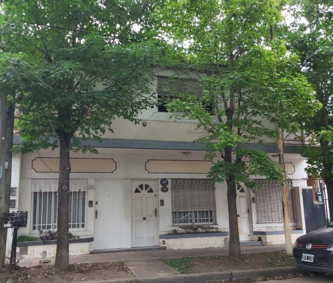 EXCELENTE DUPLEX DE 3/4 AMBIENTES EN RAMOS MEJIA SUR, CALLE AQUILES.DOLARES 92.000. SUSANA QUINELLI NEGOCIOS INMOBILIARIOS 156 583 7048