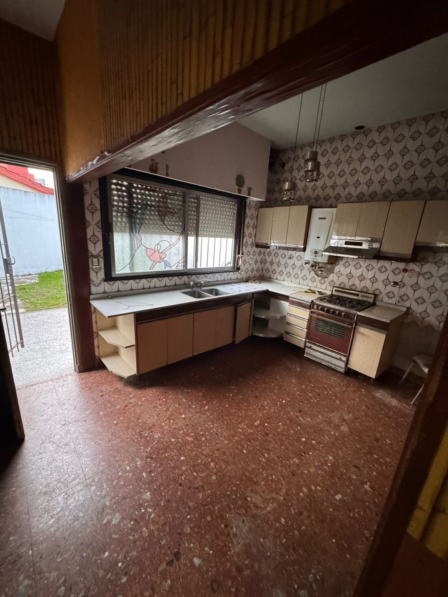 Casa 3 amb en Haedo c/Ent.auto A/CREDITO — foto 4