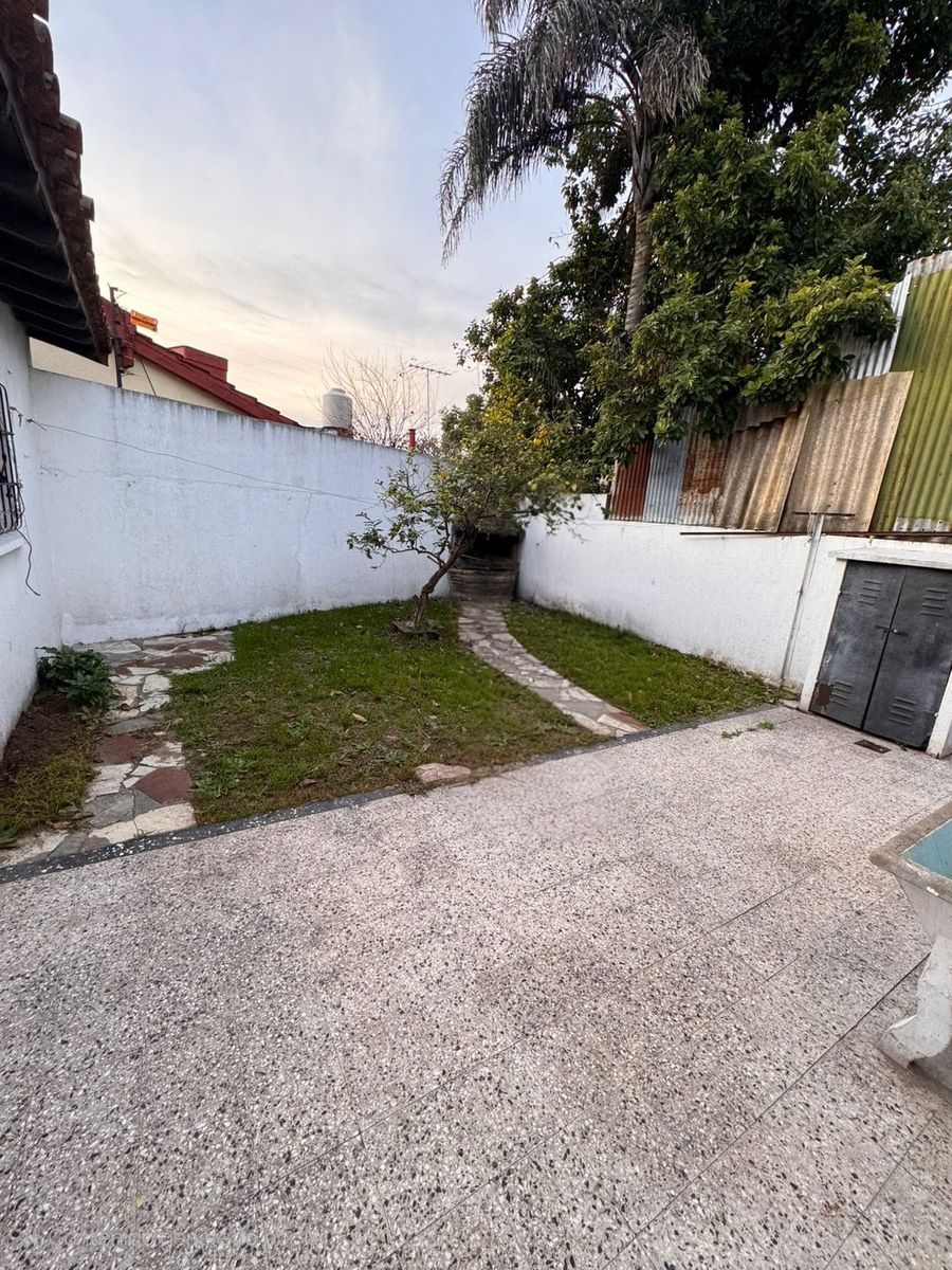 Casa 3 amb en Haedo c/Ent.auto A/CREDITO — foto 9