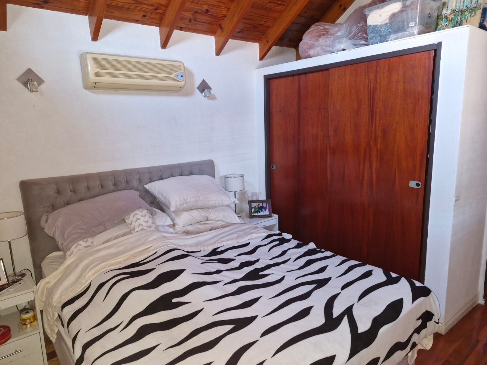 DUPLEX 3 AMB COCH.A/C - 18