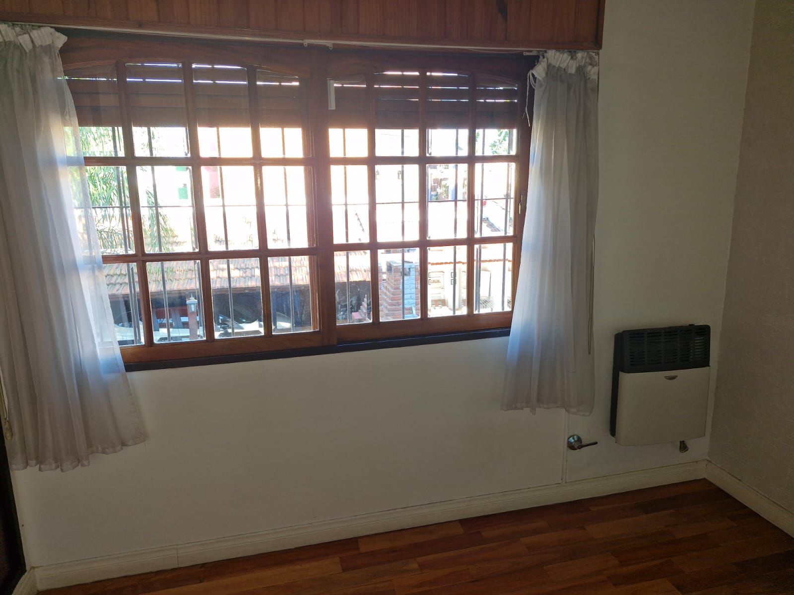 DUPLEX 3 AMB COCH.A/C - 20