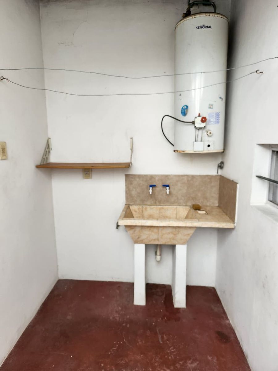 Alquilo Depto 3 amb c/patio Haedo - 2