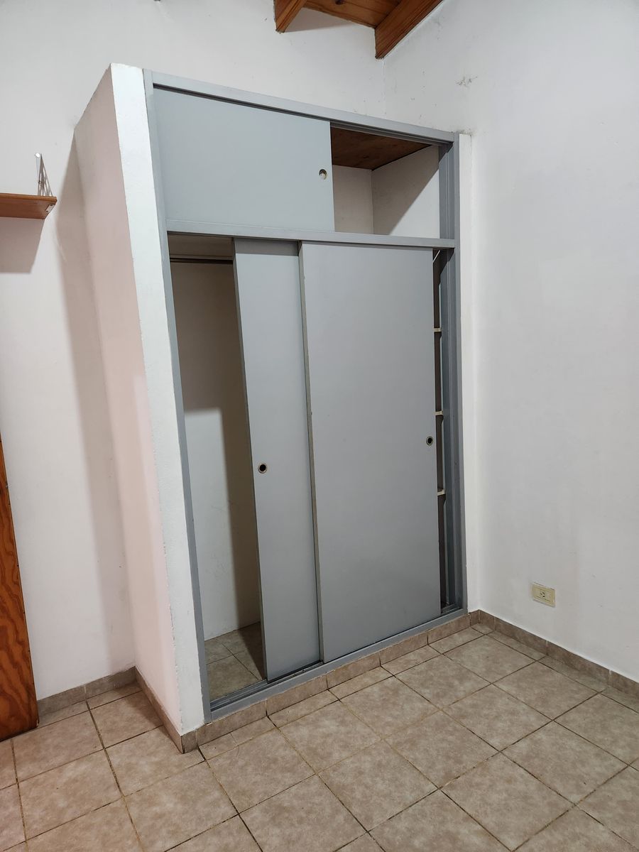 Alquilo Depto 3 amb c/patio Haedo - 5