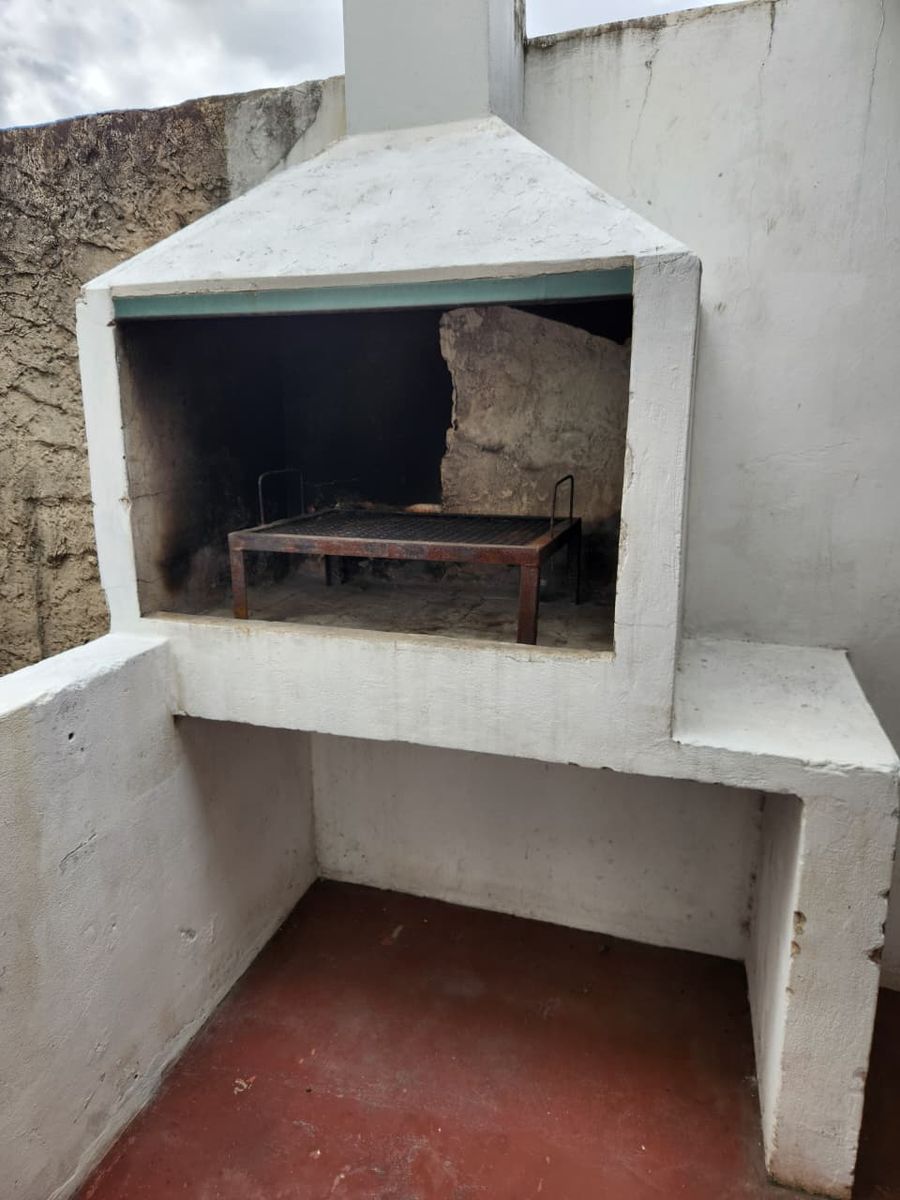 Alquilo Depto 3 amb c/patio Haedo - 6