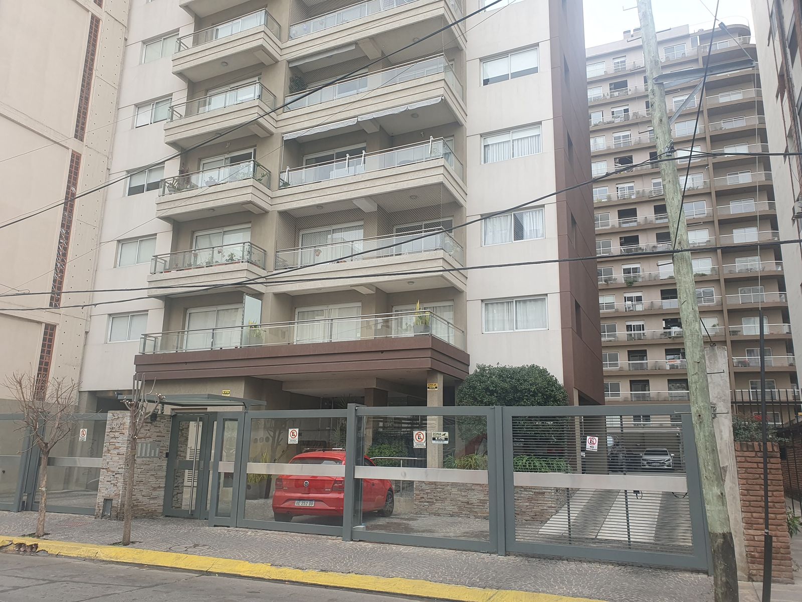 DEPTO. 2 AMB. C/ENTRADA DE AUTO R.MEJIA — foto 3