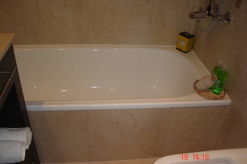 ESPECTACULAR TORRE DEPTO 2 AMB 1 BAÑO COMPLETO CON AMENITIES + COCHERA FIJA CUBIERTA HERMOSO TODO PINTADO - 5