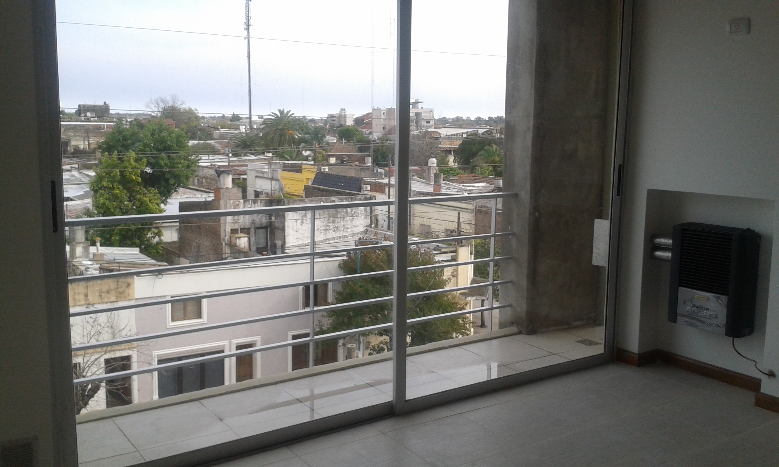 Departamento EN VENTA - Bulnes al 428 1º Piso AL FRENTE - Baradero - Bs As - 6