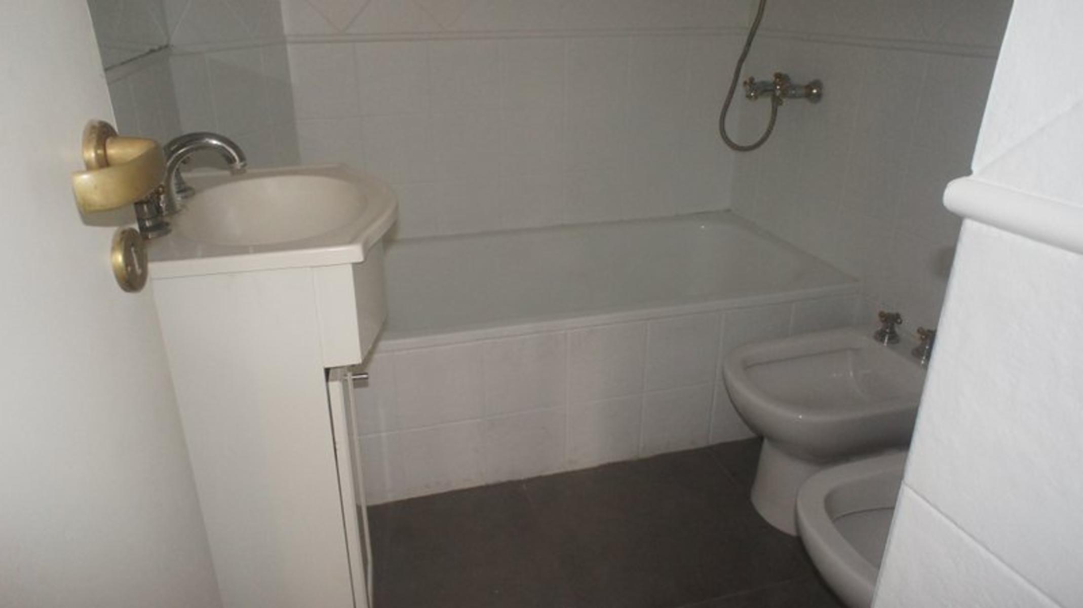 Vidal 1500 piso 7mo.- Duplex con terraza, parrilla y cochera. - 71