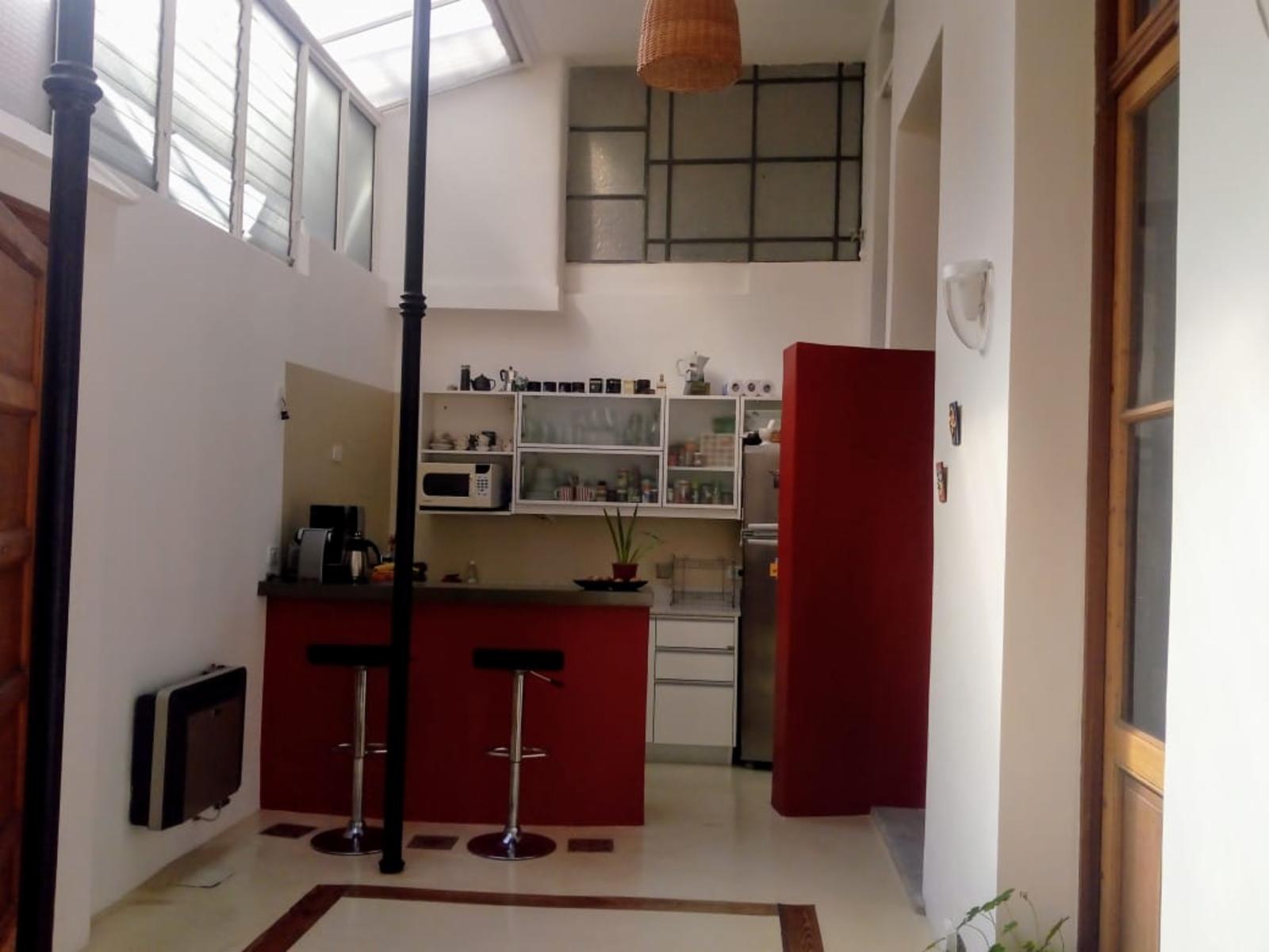 Yatay 300,PH 3 Amb,lateral,reciclado,patio cubierto ,sin exp . — foto 2