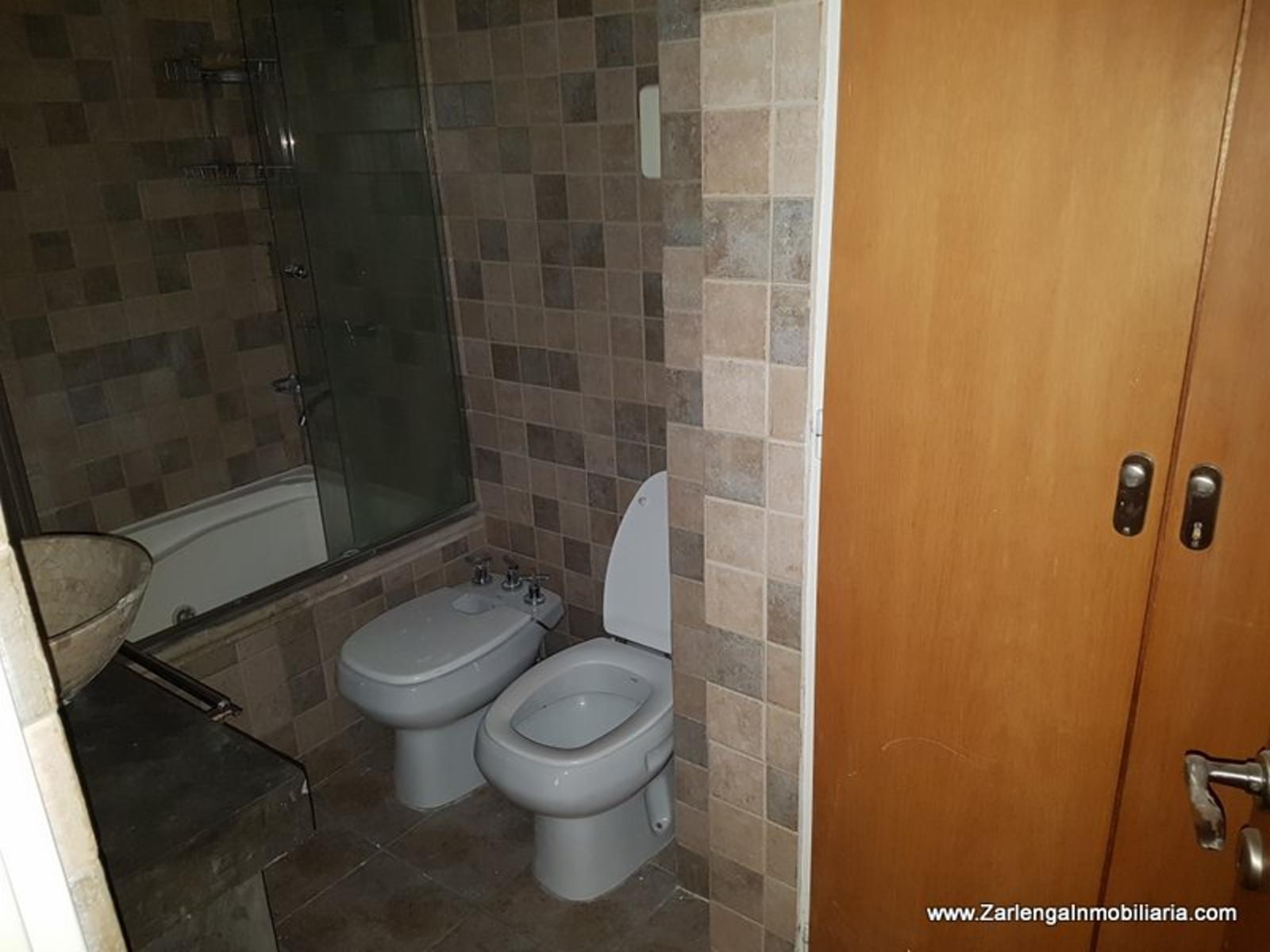 Pasteur 600 Piso 2do, Contrafrente con 3 Dormitorios — foto 8