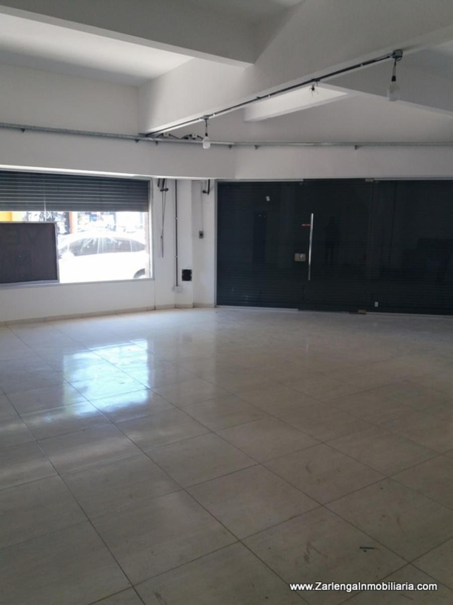 Mario Bernasconi 2200 local en venta en esquina. sin expensas — foto 3