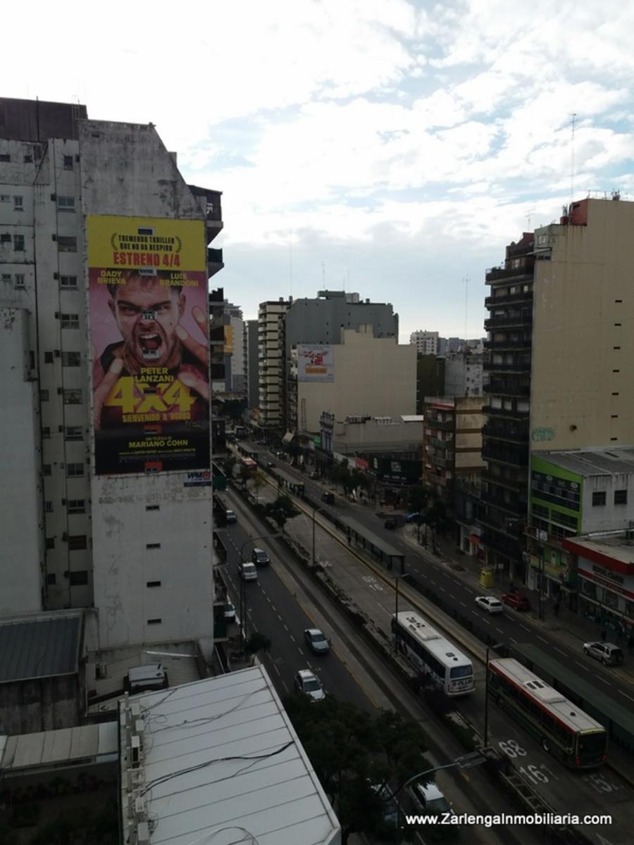 Av Cabildo 3100 departamento 2 amb 9°piso frente excelente luminosidad — foto 2