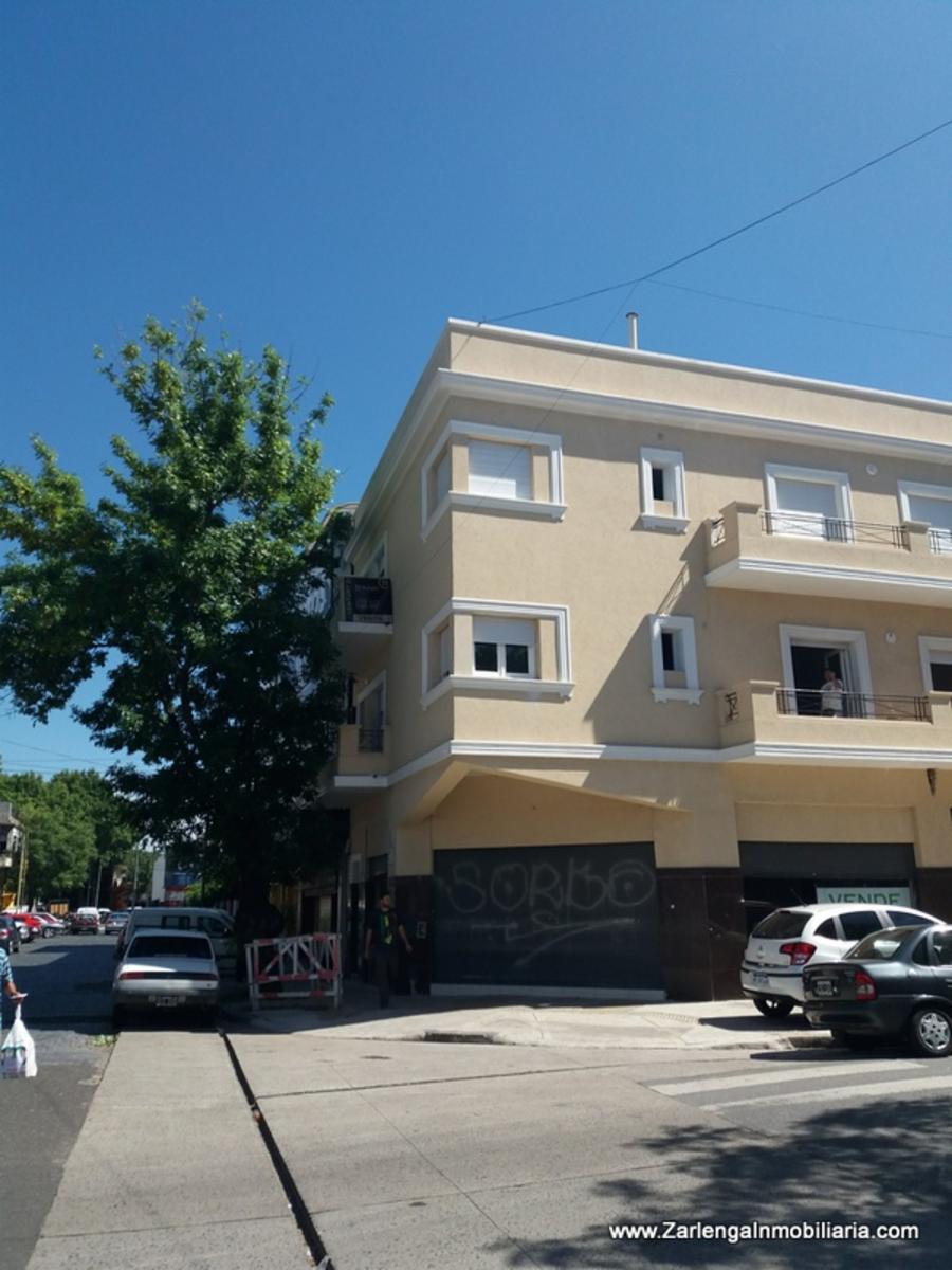 Mario Bernasconi 2200 PH piso 1ro. Venta de 2 amb frente. terraza ,sin expensas - 1