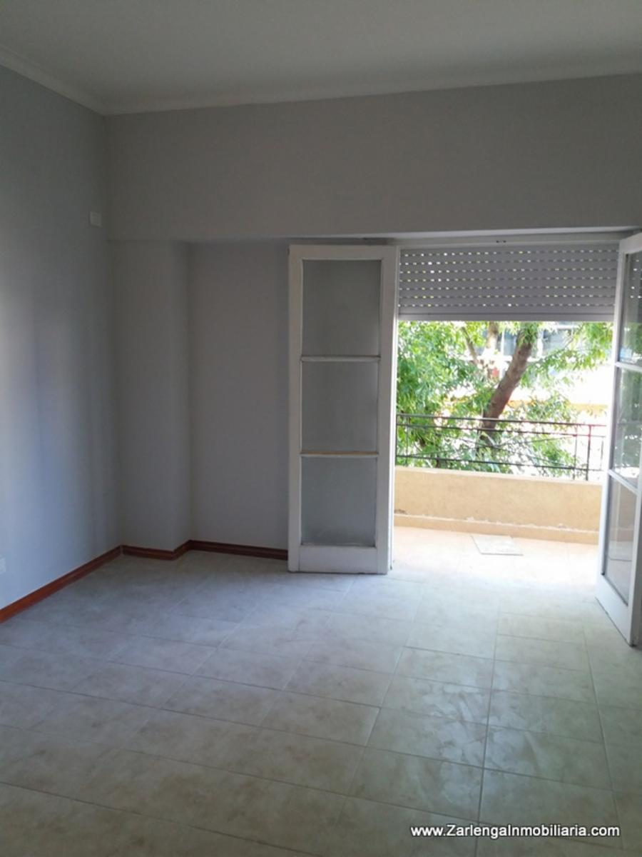 Mario Bernasconi 2200 PH piso 1ro. Venta de 2 amb frente. terraza ,sin expensas - 3