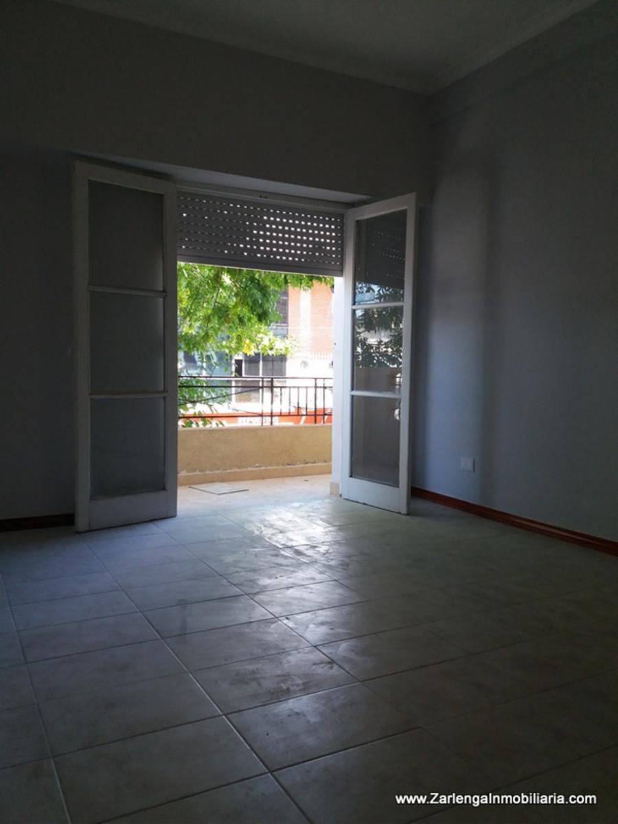 Mario Bernasconi 2200 PH piso 1ro. Venta de 2 amb frente. terraza ,sin expensas - 4