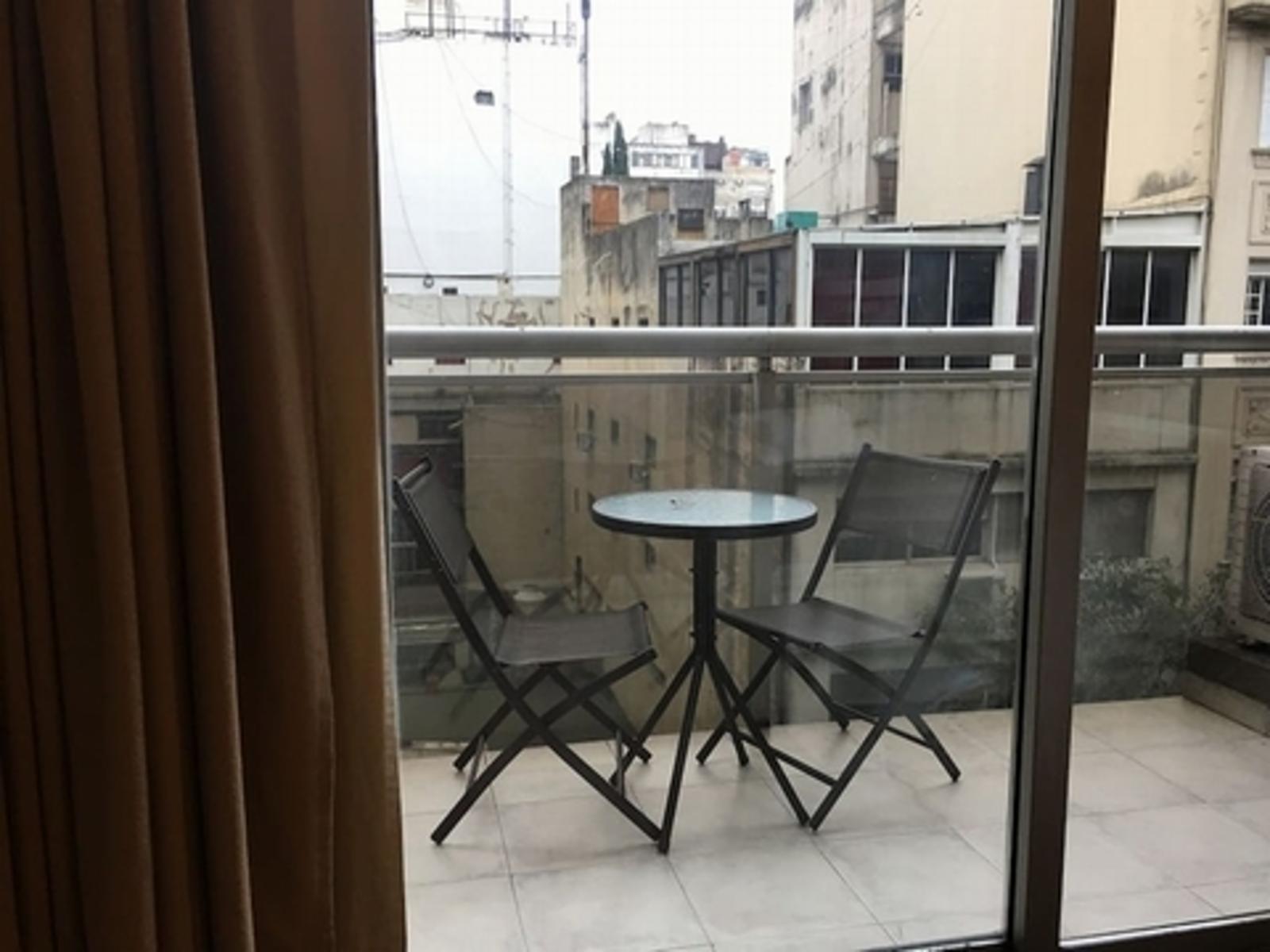 Viamonte 1800 - Excelente departamento. — foto 2