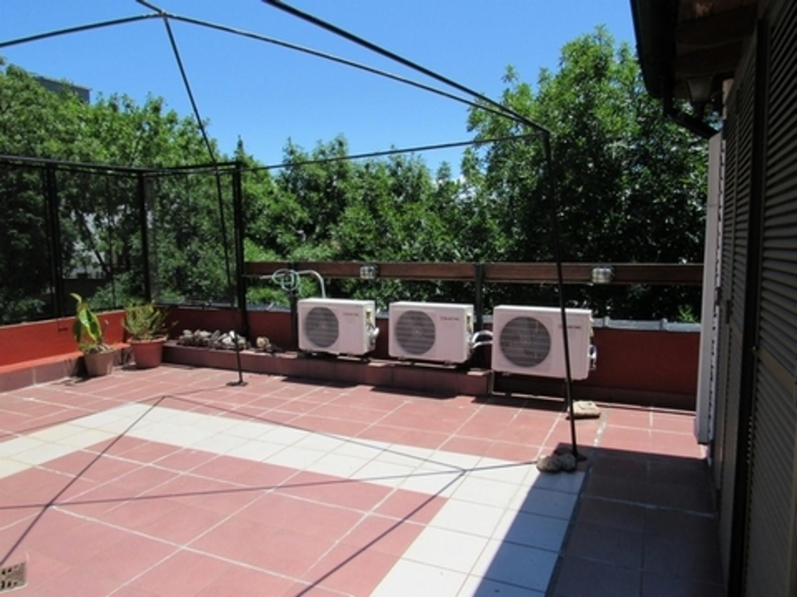 Horacio Quiroga al 1900, PH 4 amb con terraza, parrilla EXCELENTE