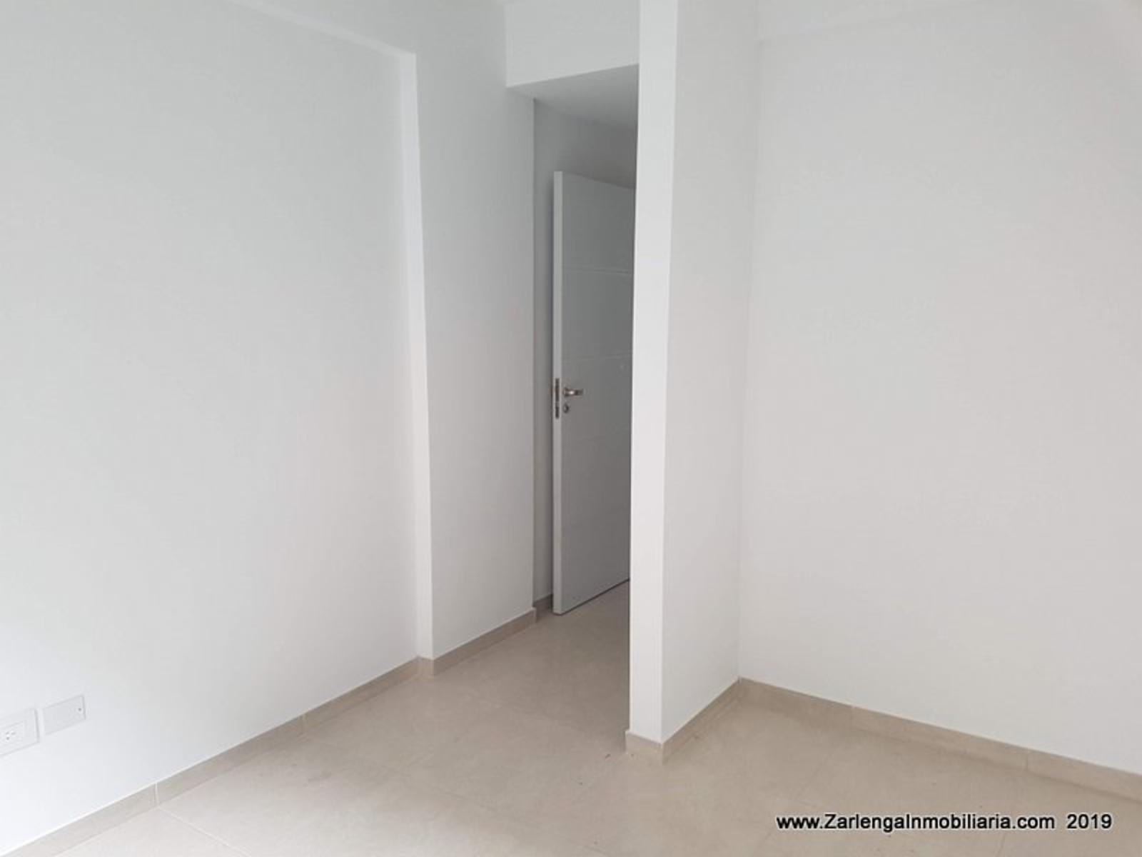 Camacua 100, 3 amb - Frente.- 2 dormitorios en SUITE. — foto 6