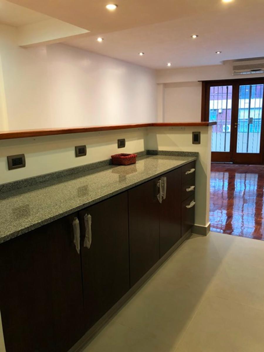 SEMIPISO AL FRENTE EN PALERMO DE 3 AMBIENTES HECHO A NUEVO — foto 2