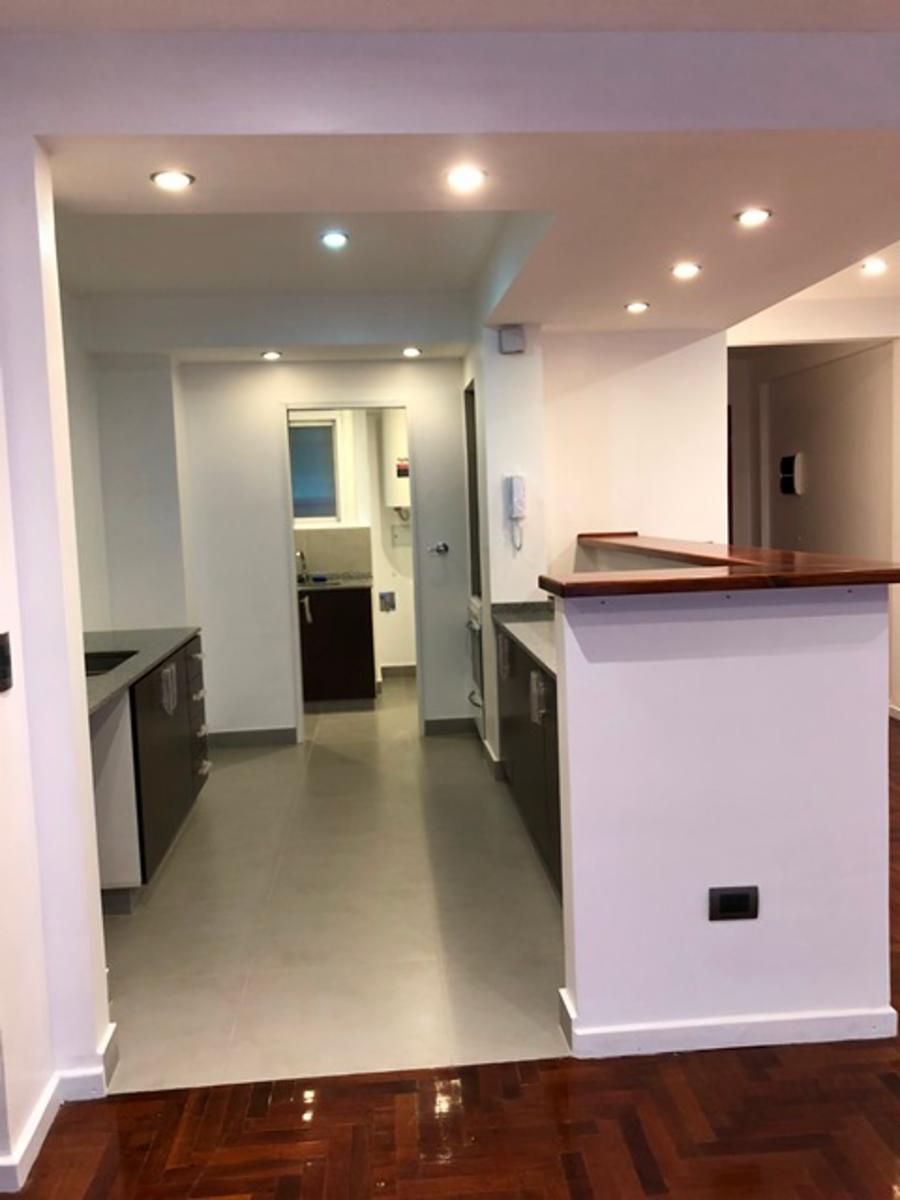 SEMIPISO AL FRENTE EN PALERMO DE 3 AMBIENTES HECHO A NUEVO — foto 3