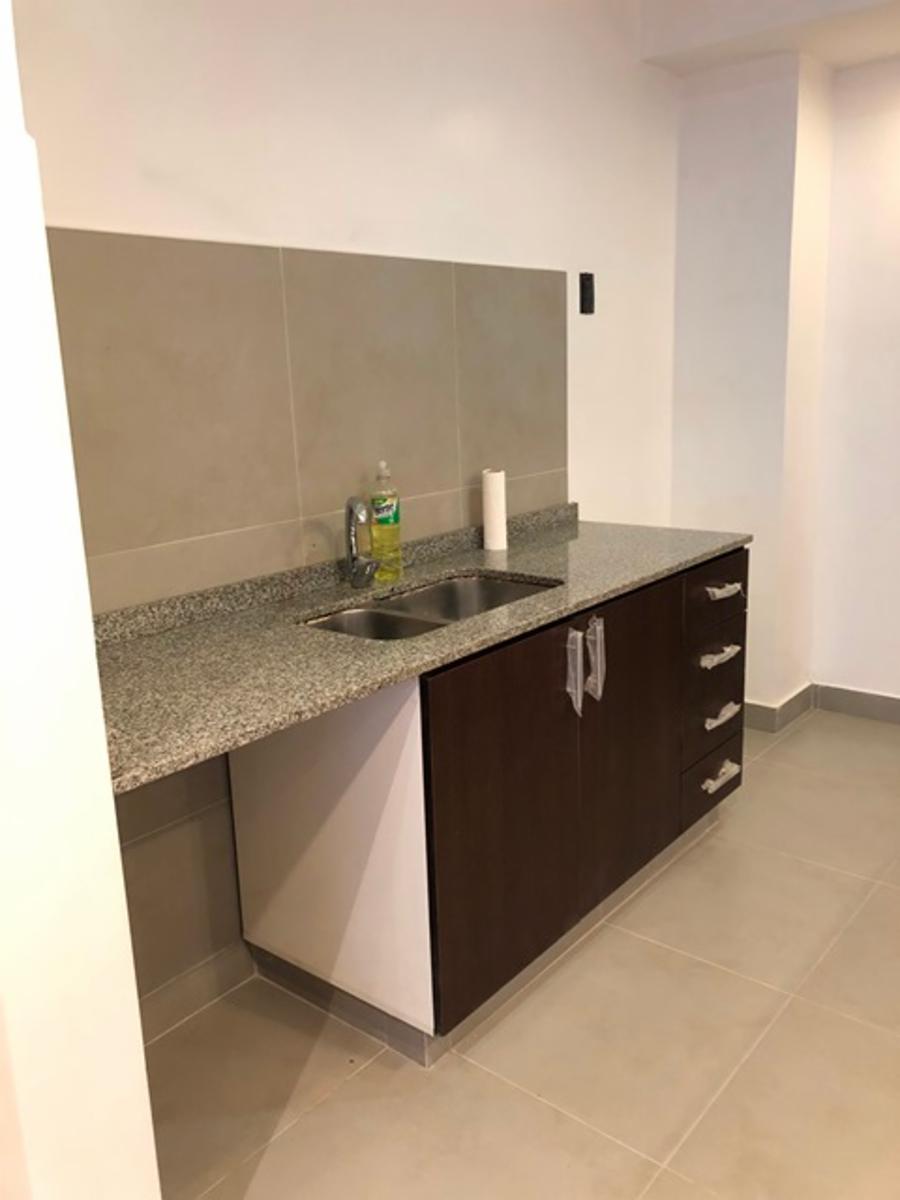 SEMIPISO AL FRENTE EN PALERMO DE 3 AMBIENTES HECHO A NUEVO — foto 13