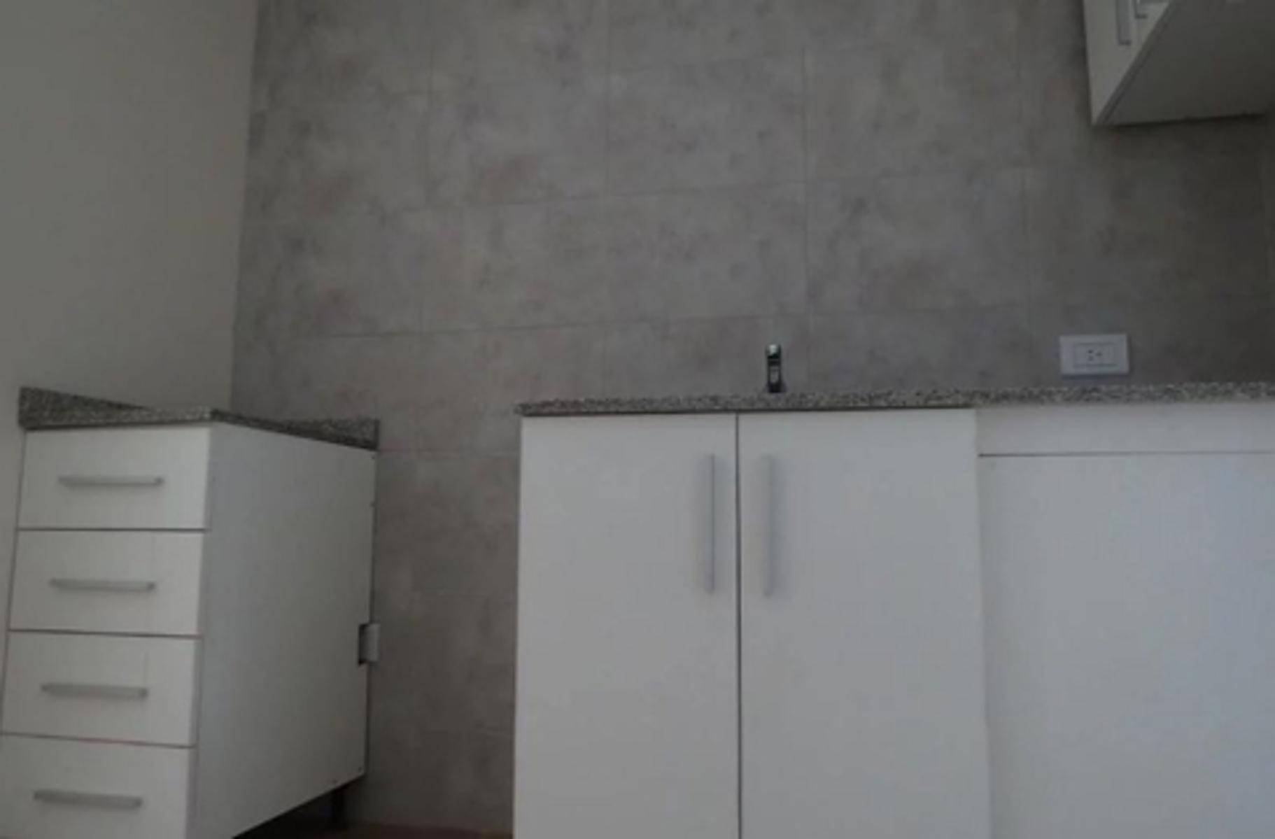 Altolaguirre 2300 dos Amb , 1°piso, contra frente con balcon , a estrenar — foto 10