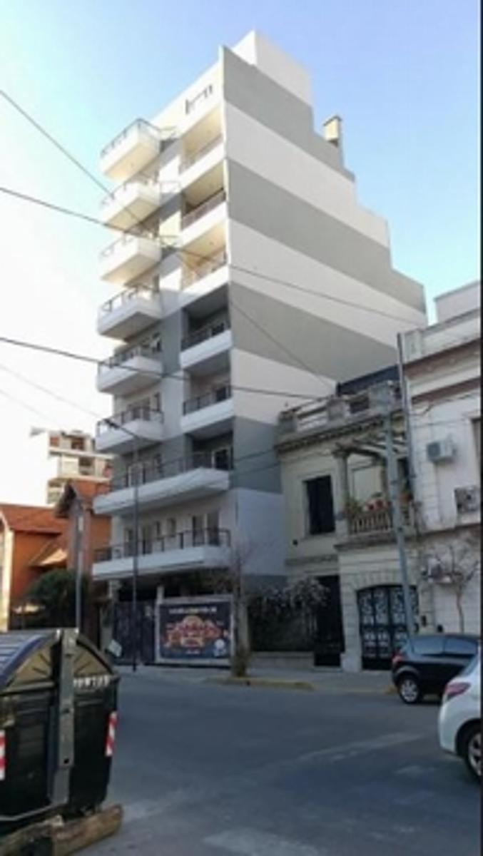 Altolaguirre 2300 dos Amb , 1°piso, contra frente con balcon , a estrenar — foto 12