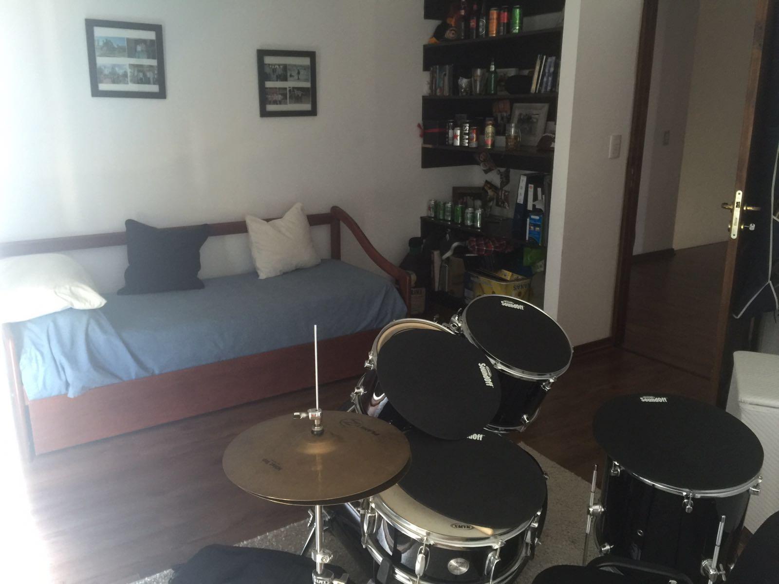 Importante casa de 3 dorm. Roldan 5 ambientes - 3 dormitorios - 3 baños - 2 cocheras Av. de las Libertades , z/Tierra de Sueños 2, Roldán 250 m2, 165 m2 cubiertos, Año de Construcción: 2015 — foto 14