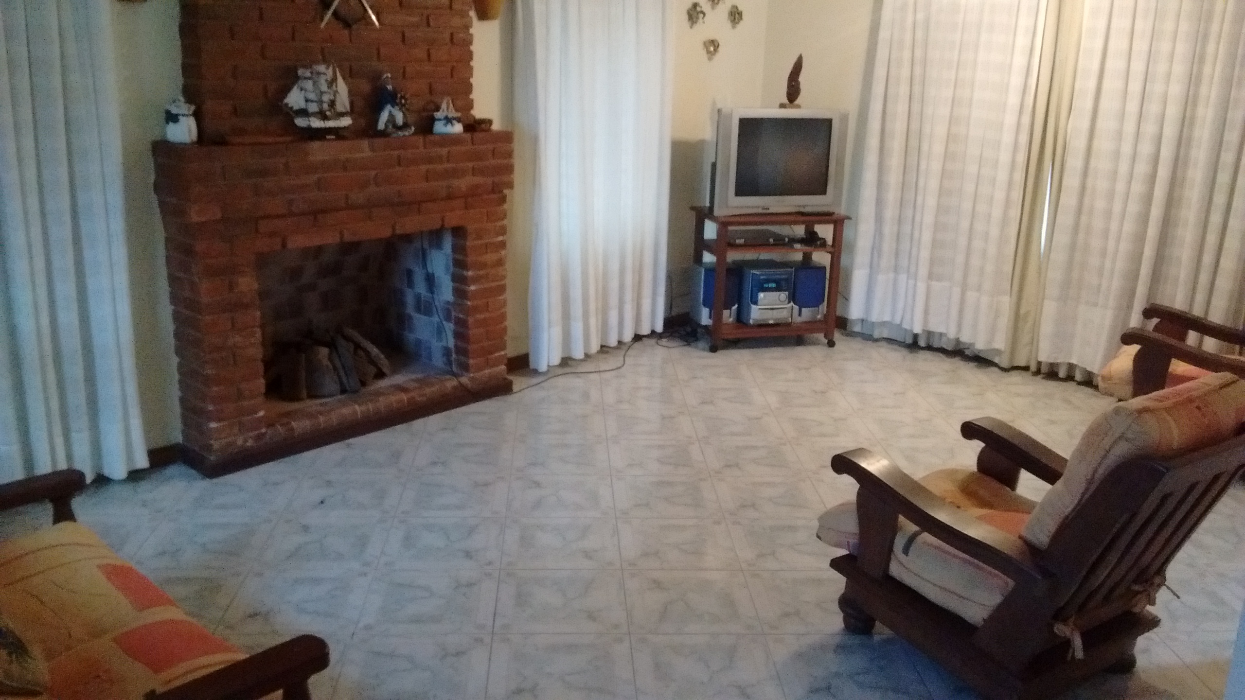 Se Vende Excelente Propiedad en Barrio Cerrado Acacias Blancas Totalmente Amoblada — foto 6