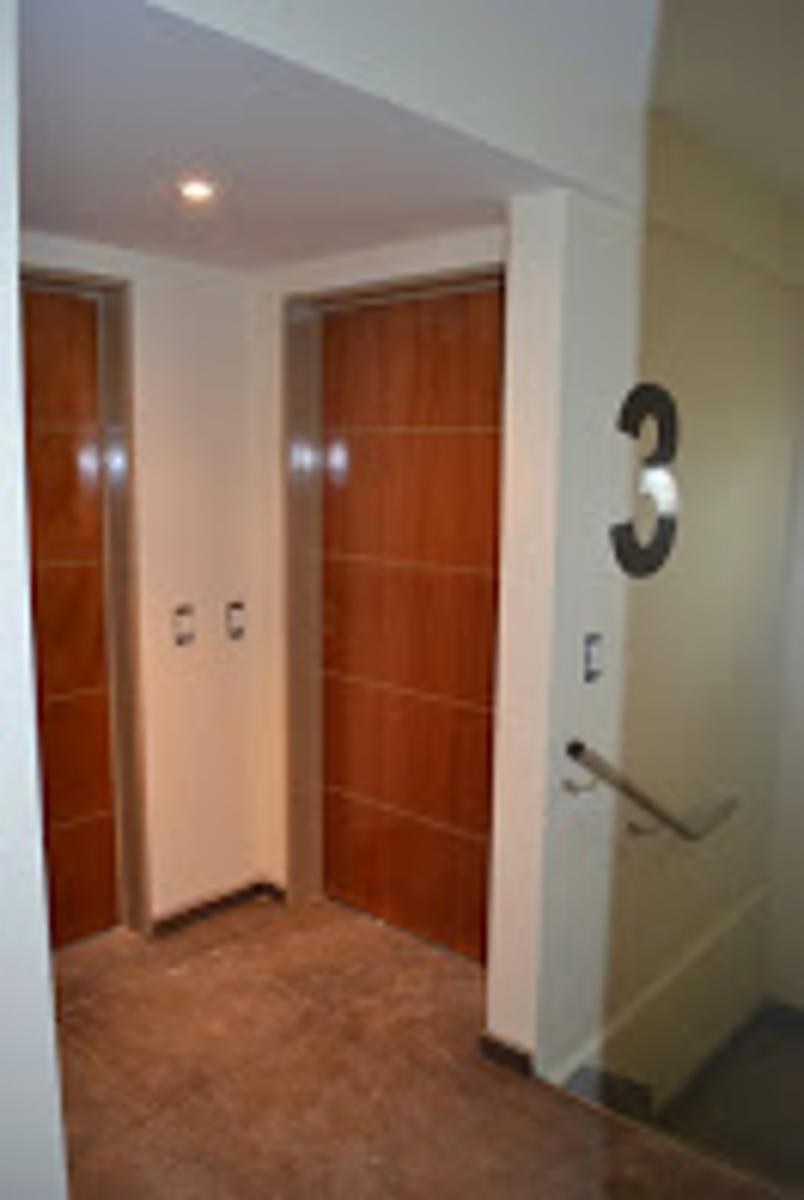 Se Vende Depto en Duplex 2 Amb C/cochera Vista Al Hacoaj — foto 7