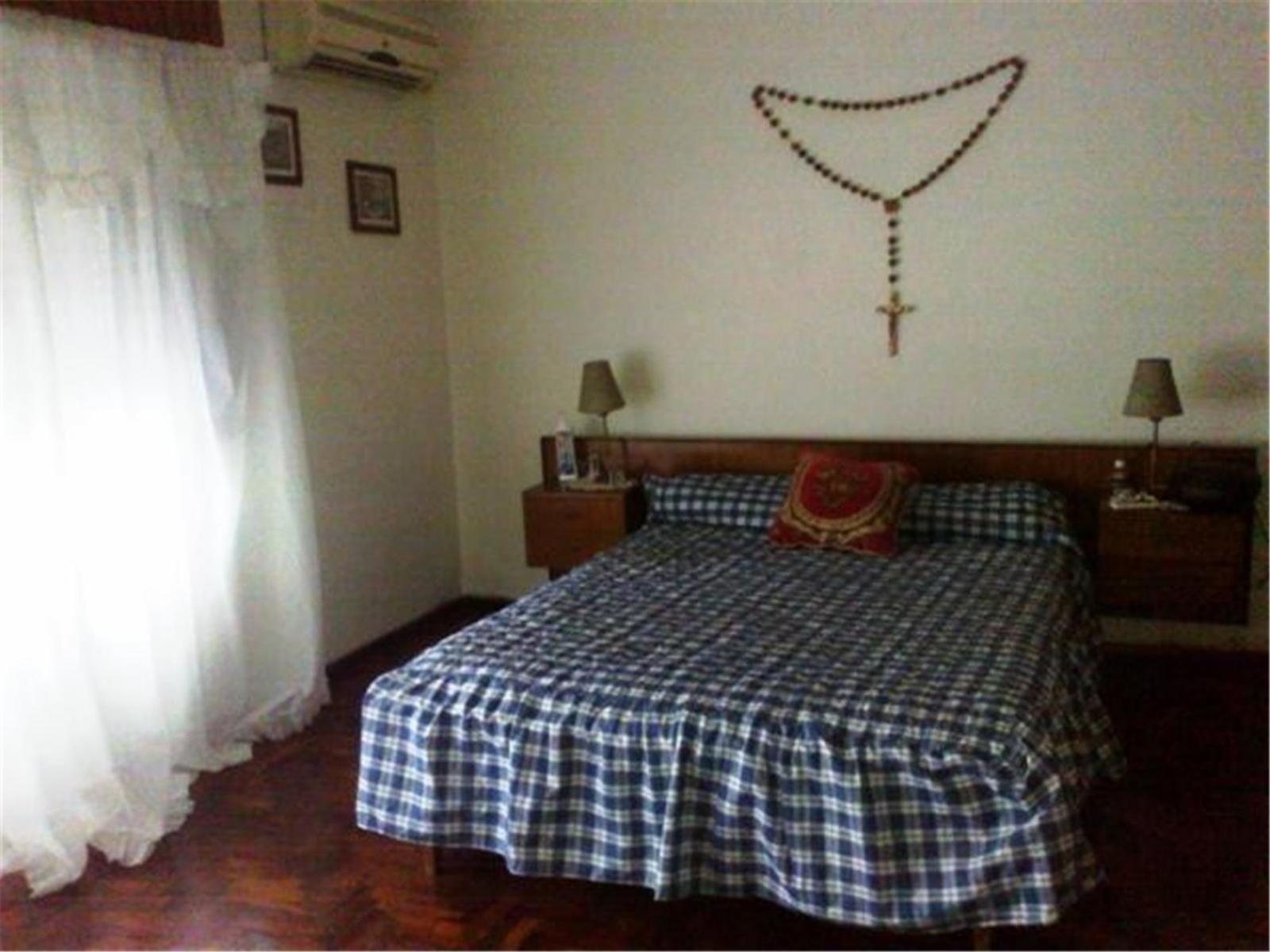 SE VENDE MUY LINDA PROPIEDAD DE 4 AMBIENTES EN VILLA BALLESTER. LOTE PROPIO. — foto 5