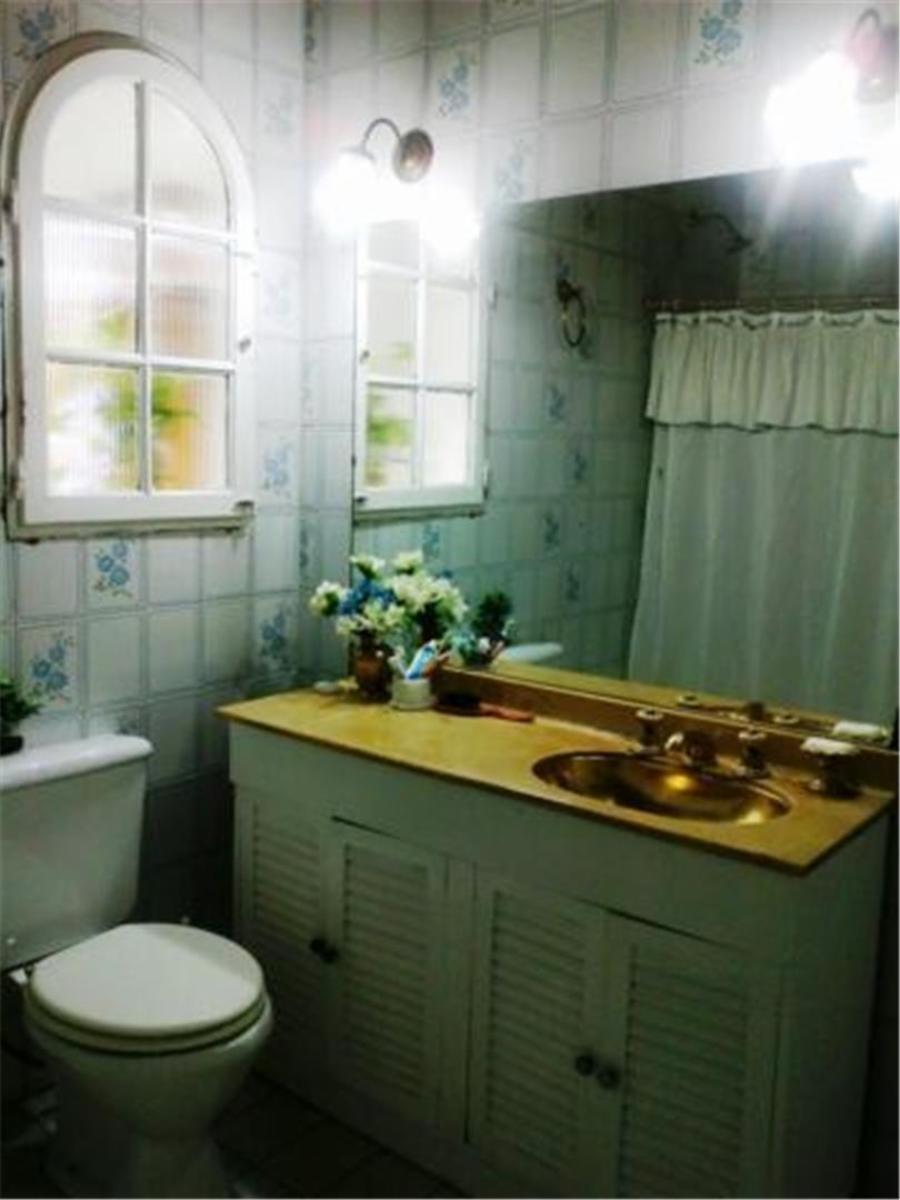 SE VENDE MUY LINDA PROPIEDAD DE 4 AMBIENTES EN VILLA BALLESTER. LOTE PROPIO. — foto 8