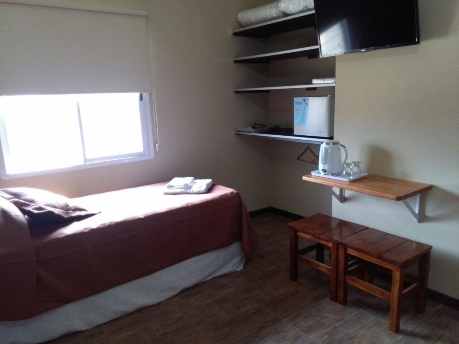 Se vende excelente propiedad comercial en el centro de la Villa de Merlo. - 12