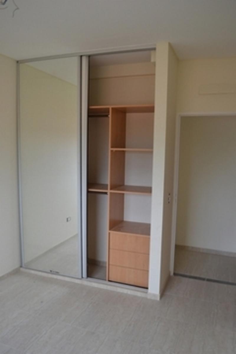 Se Vende Depto en Duplex 2 Amb C/cochera Vista Al Hacoaj — foto 3