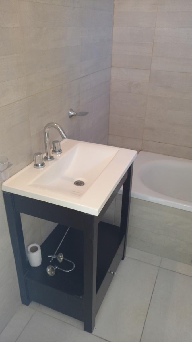 SE VENDE MUY LINDO DEPTO. DE 2 AMBIENTES CON DOBLE COCHERA. EXCELENTE OPORTUNIDAD — foto 8
