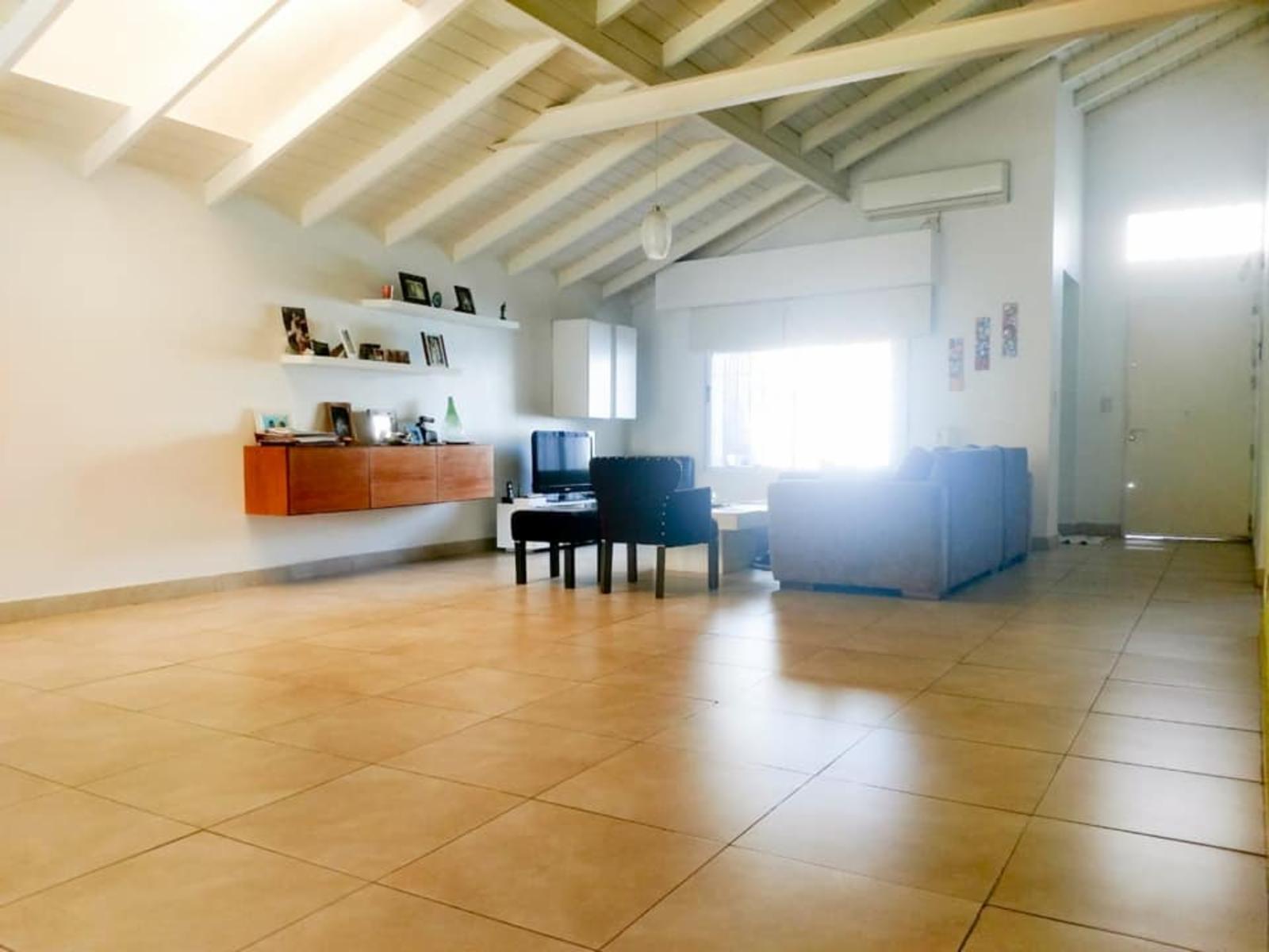 SE VENDE EXCELENTE PROPIEDAD DE 4 AMBIENTES EN FLORIDA MITRE PH AL FRENTE SOBRE LOTE DE 270M2. — foto 3